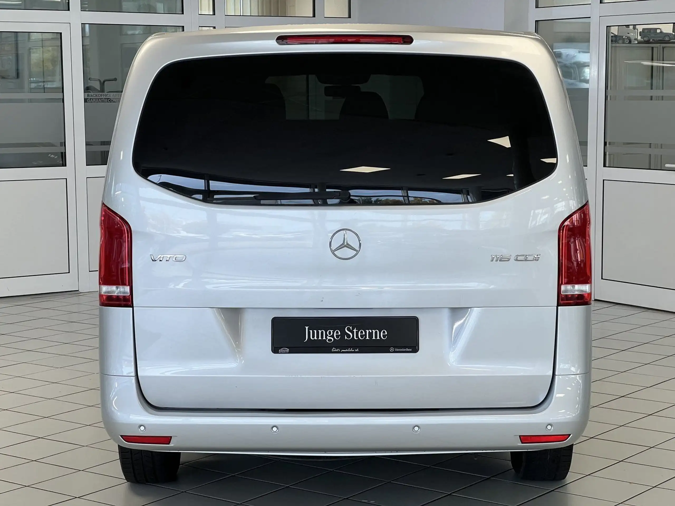 Mercedes-Benz - Vito