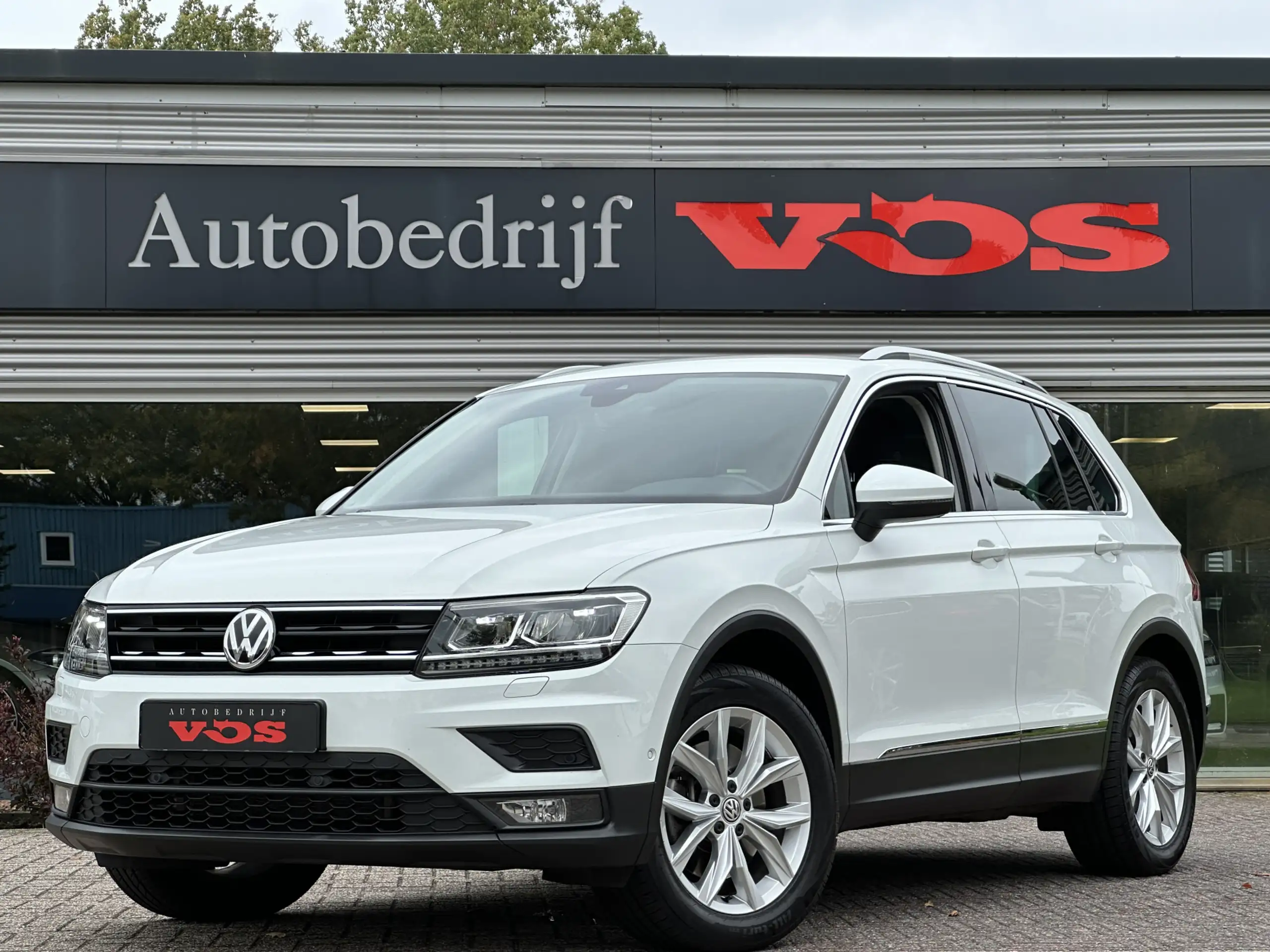 Volkswagen - Tiguan