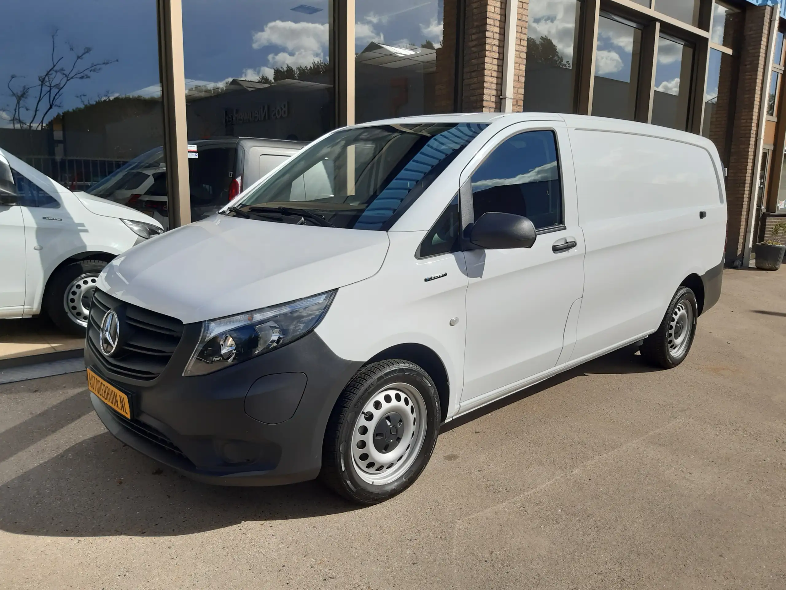 Mercedes-Benz - Vito