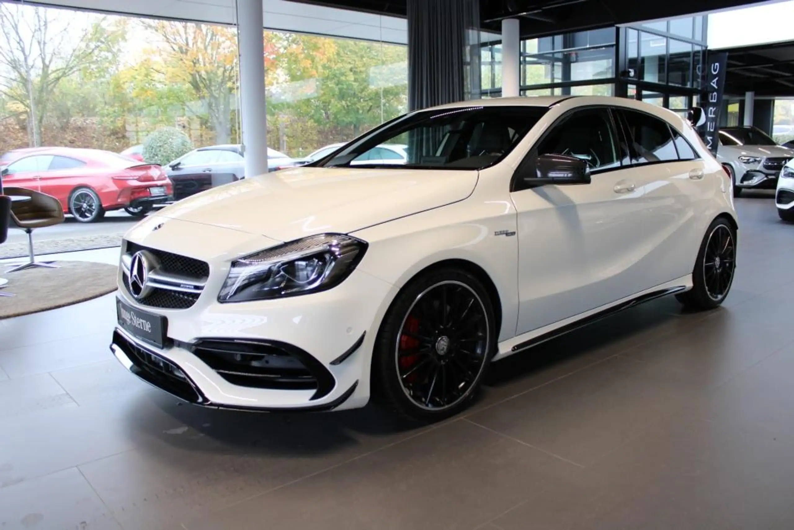 Mercedes-Benz - A 45 AMG