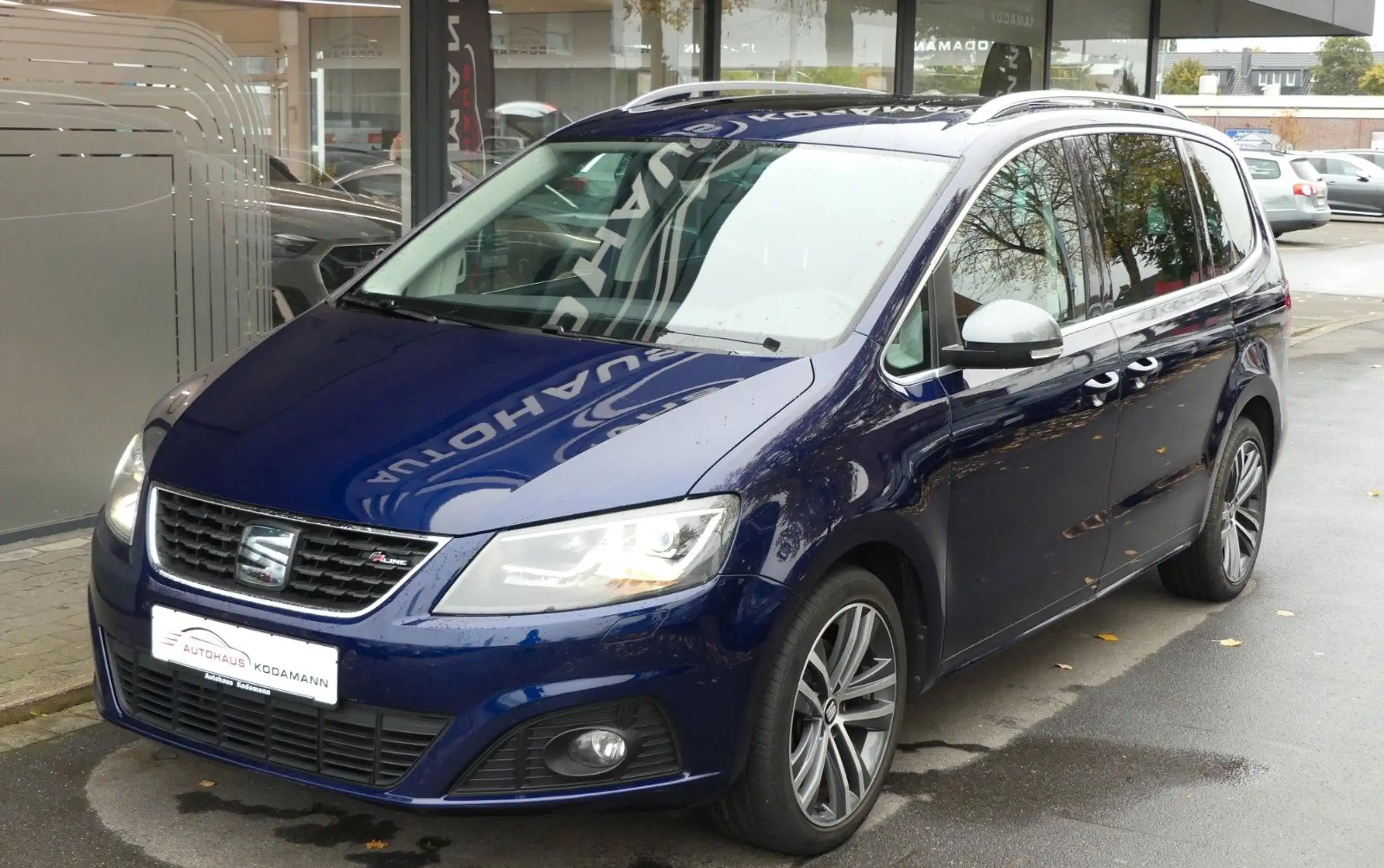 SEAT - Alhambra