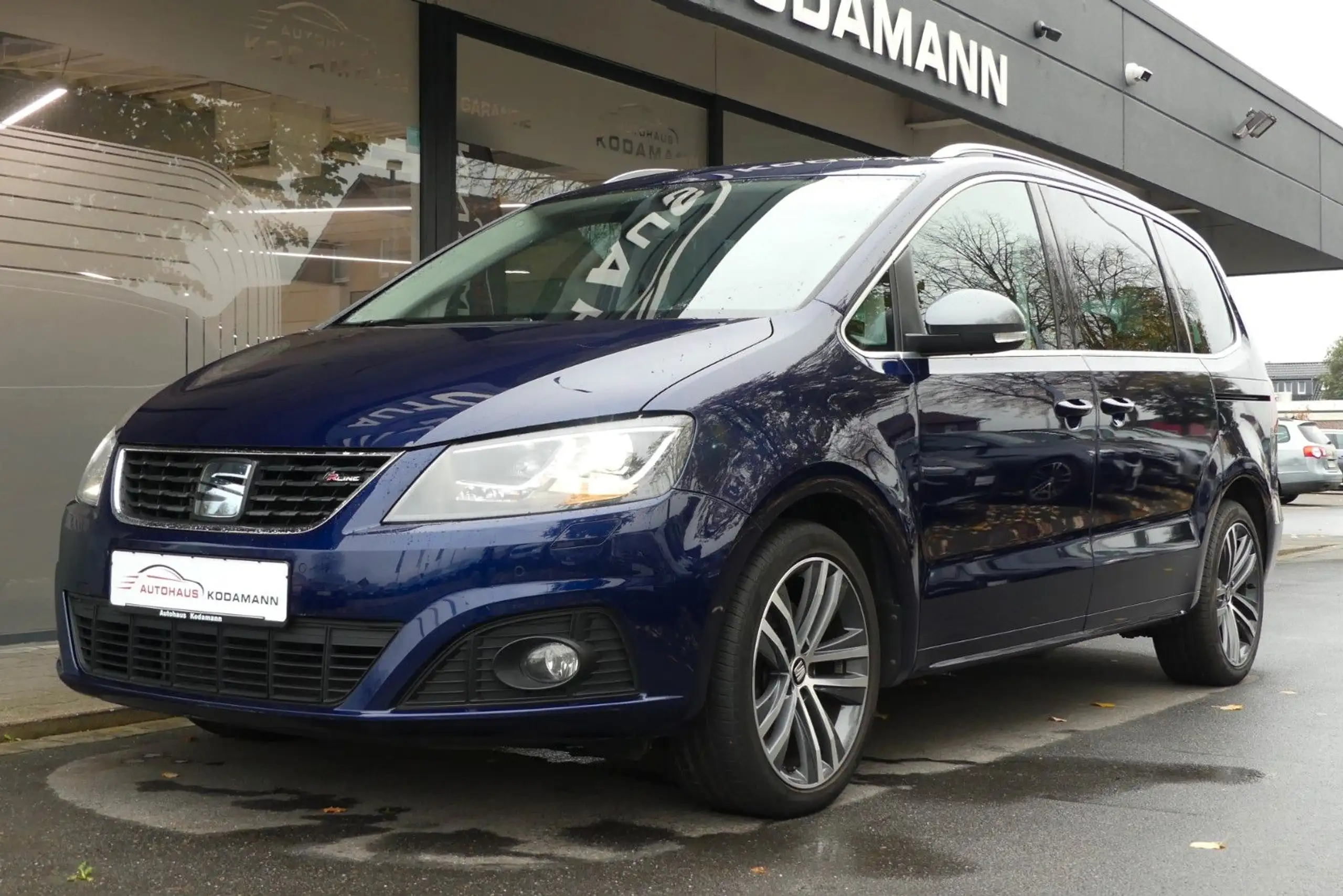 SEAT - Alhambra