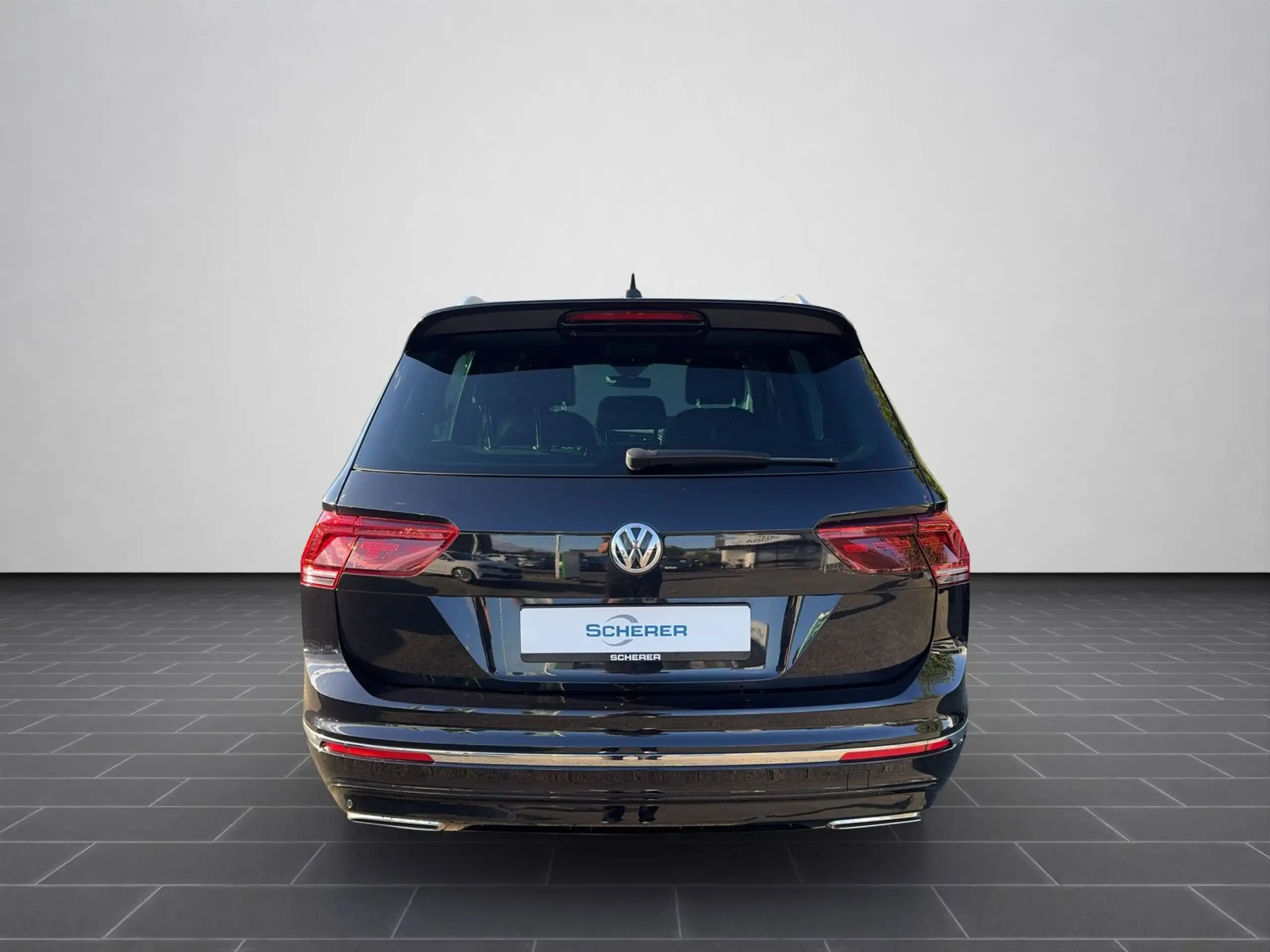 Volkswagen - Tiguan