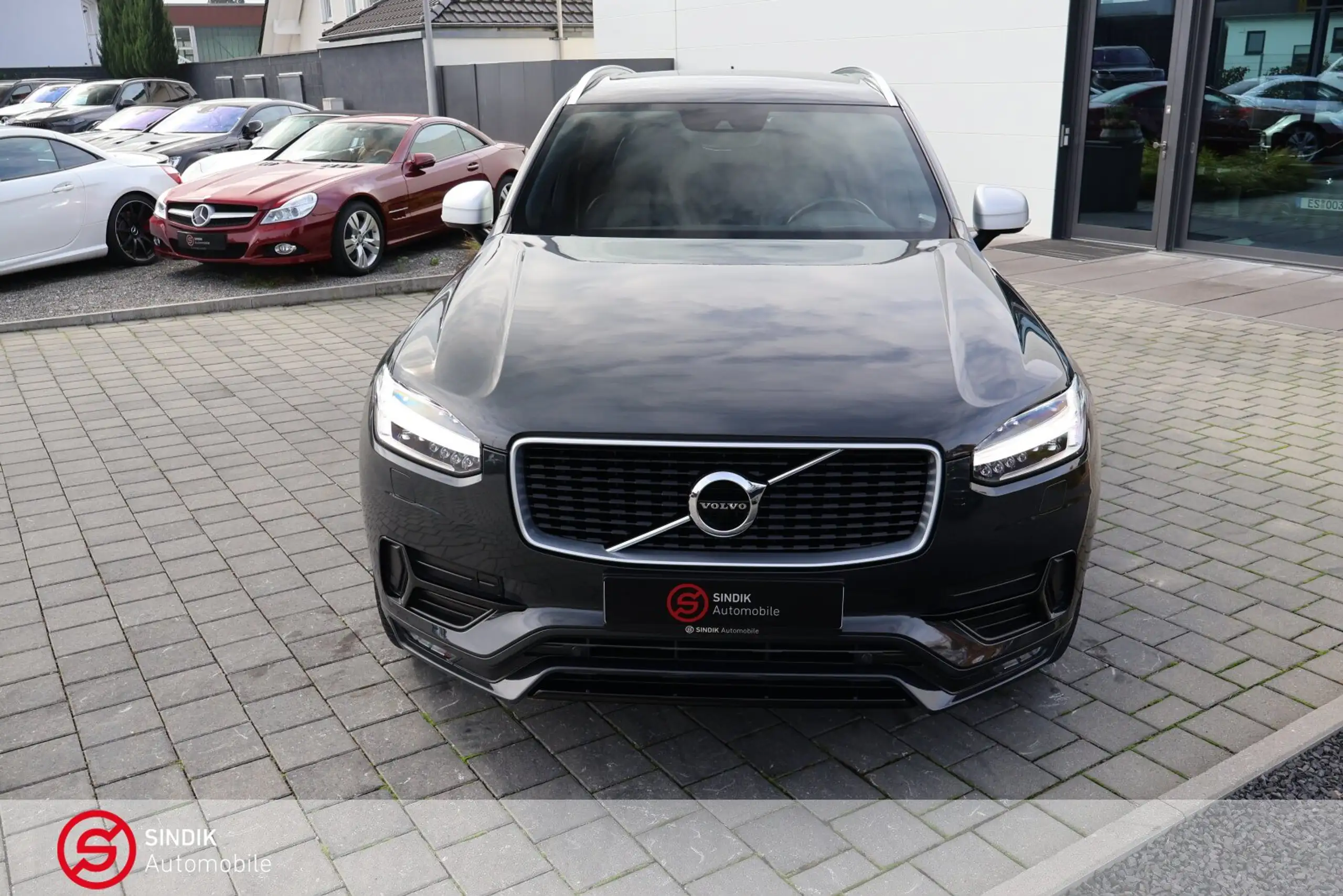 Volvo - XC90