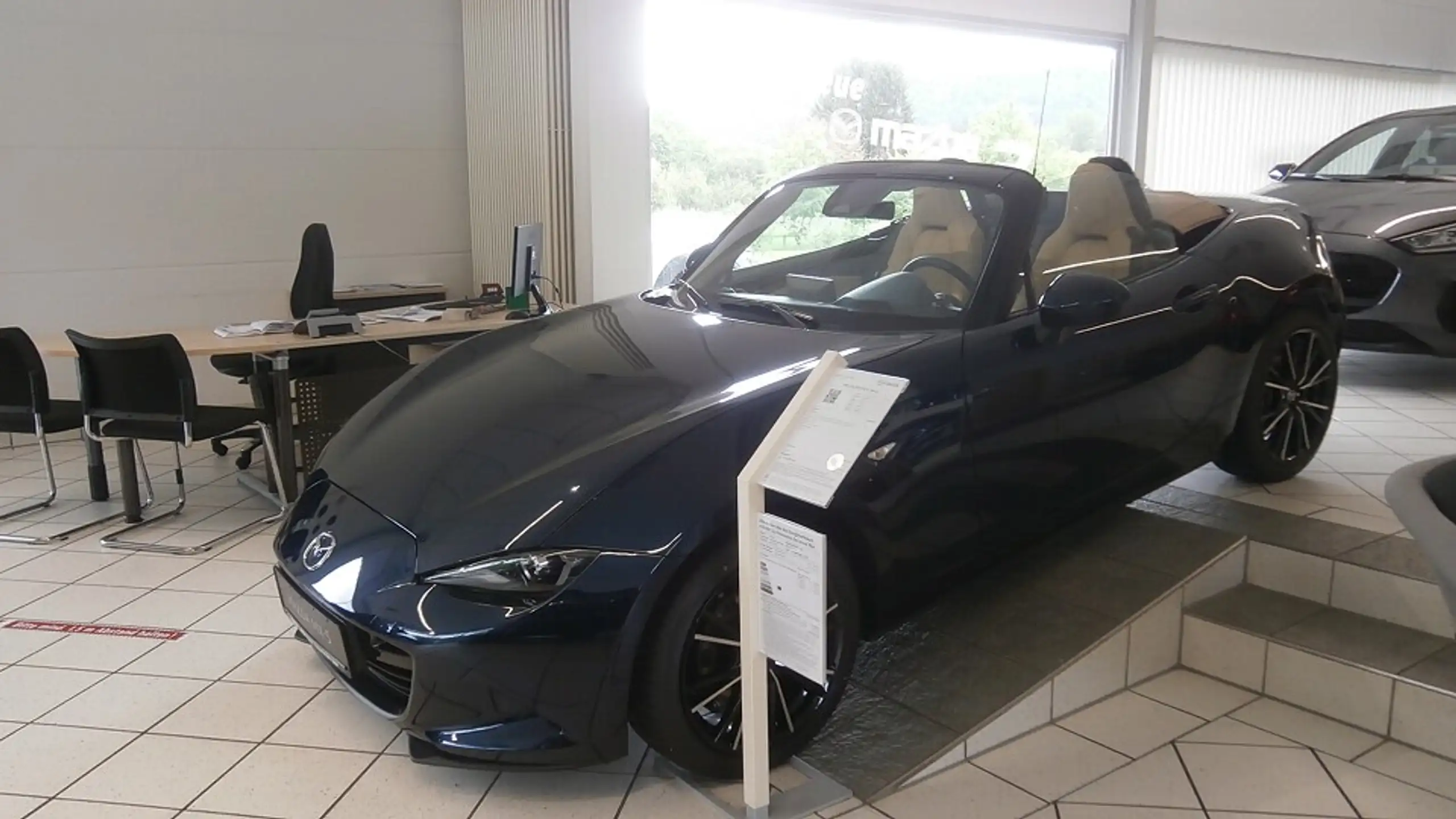 Mazda - MX-5