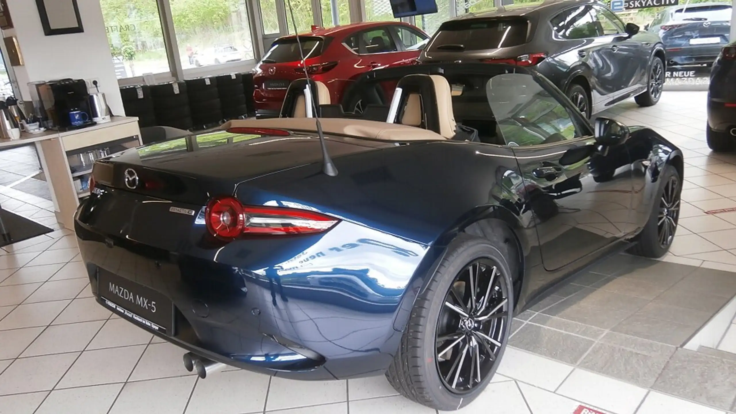 Mazda - MX-5