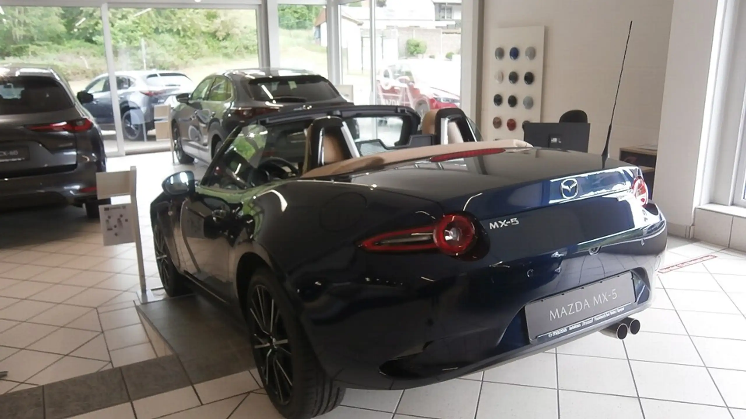 Mazda - MX-5