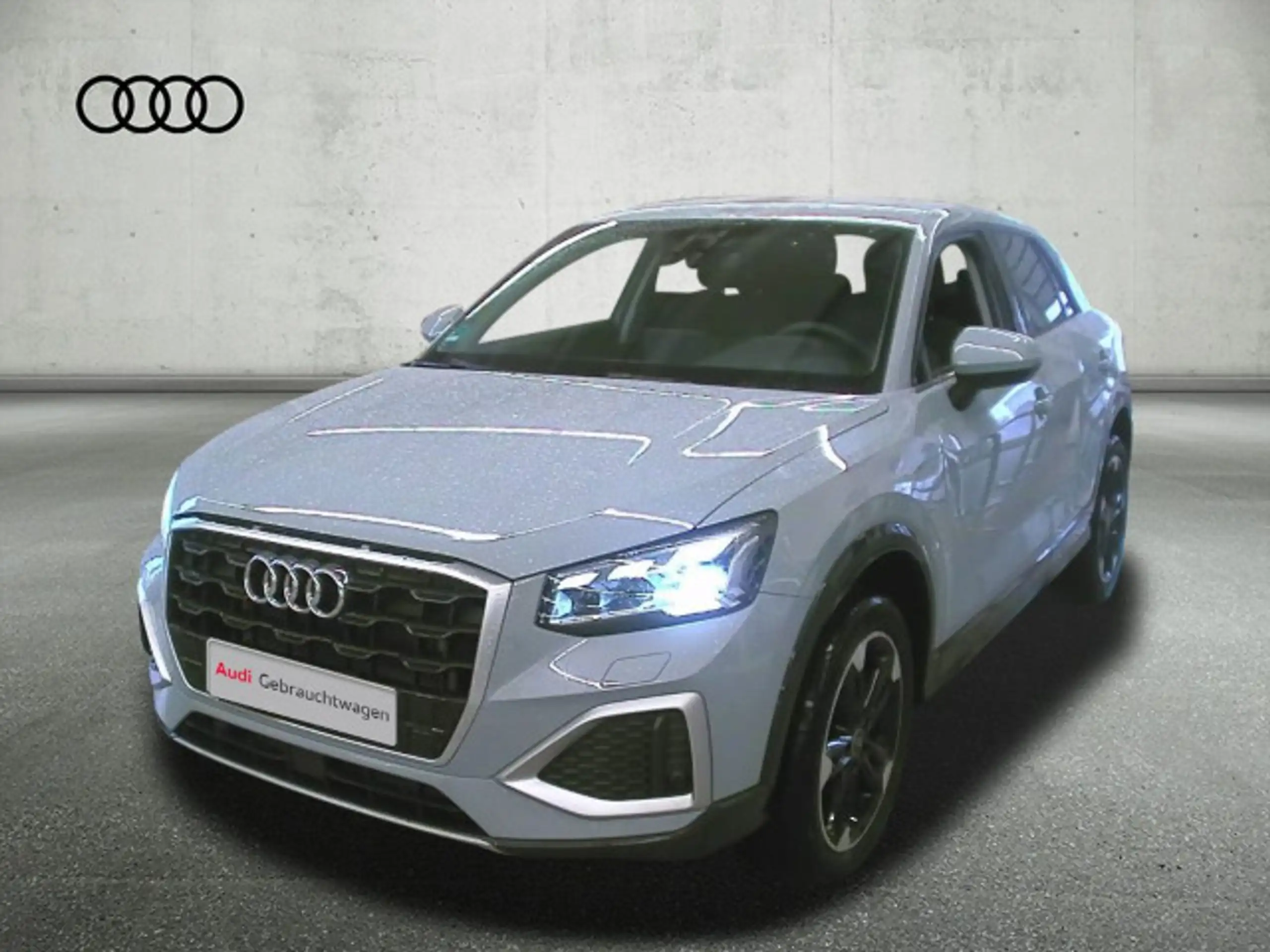 Audi - Q2