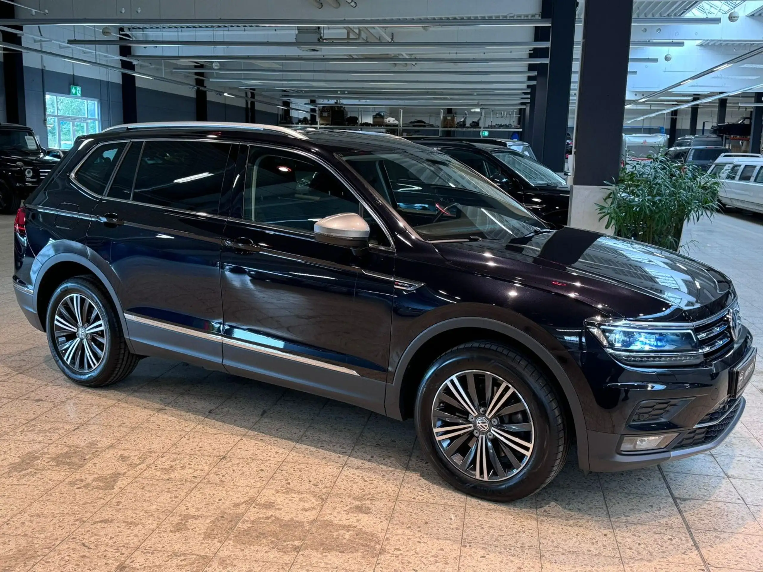 Volkswagen - Tiguan Allspace