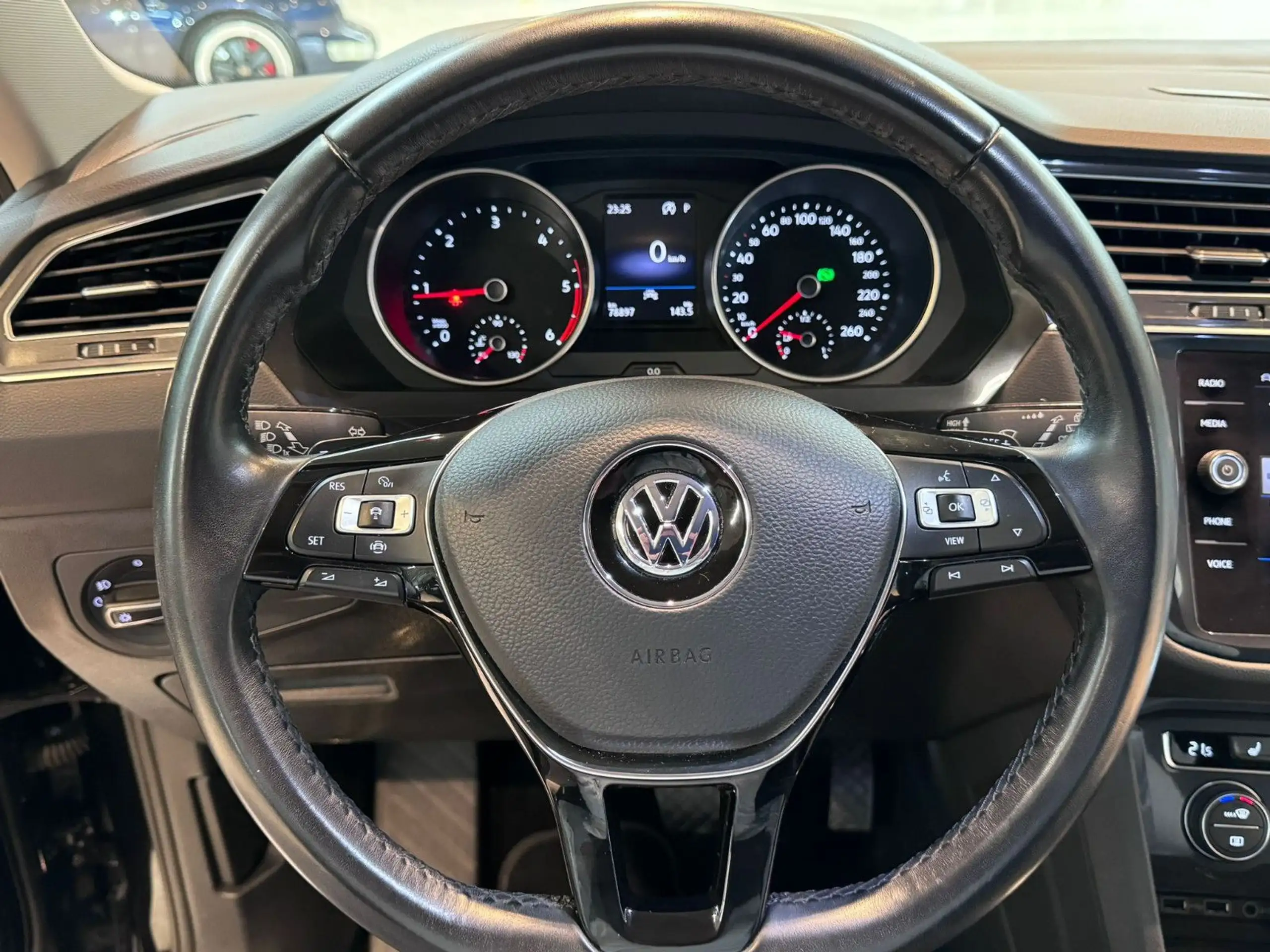 Volkswagen - Tiguan Allspace