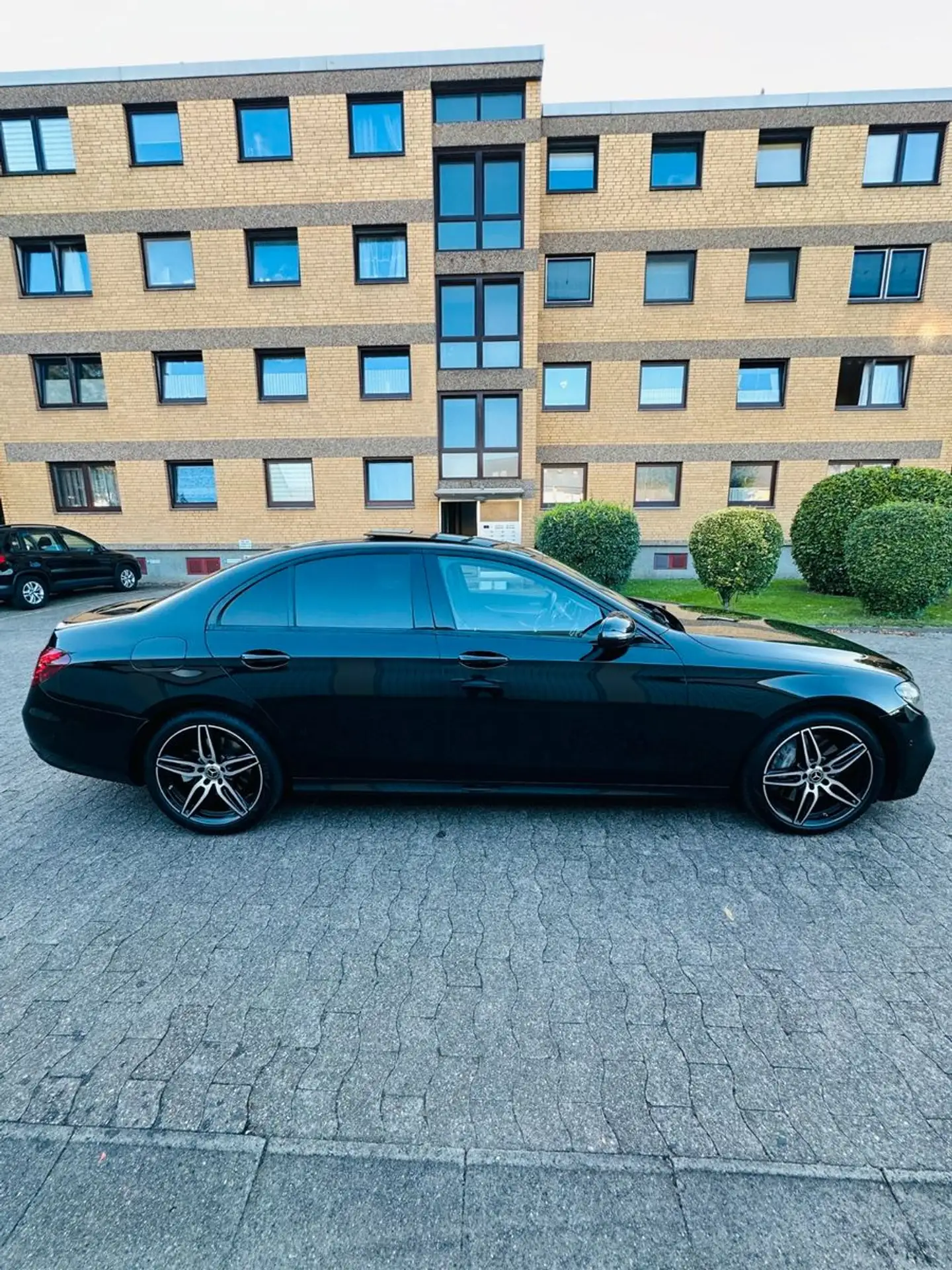 Mercedes-Benz - E 350