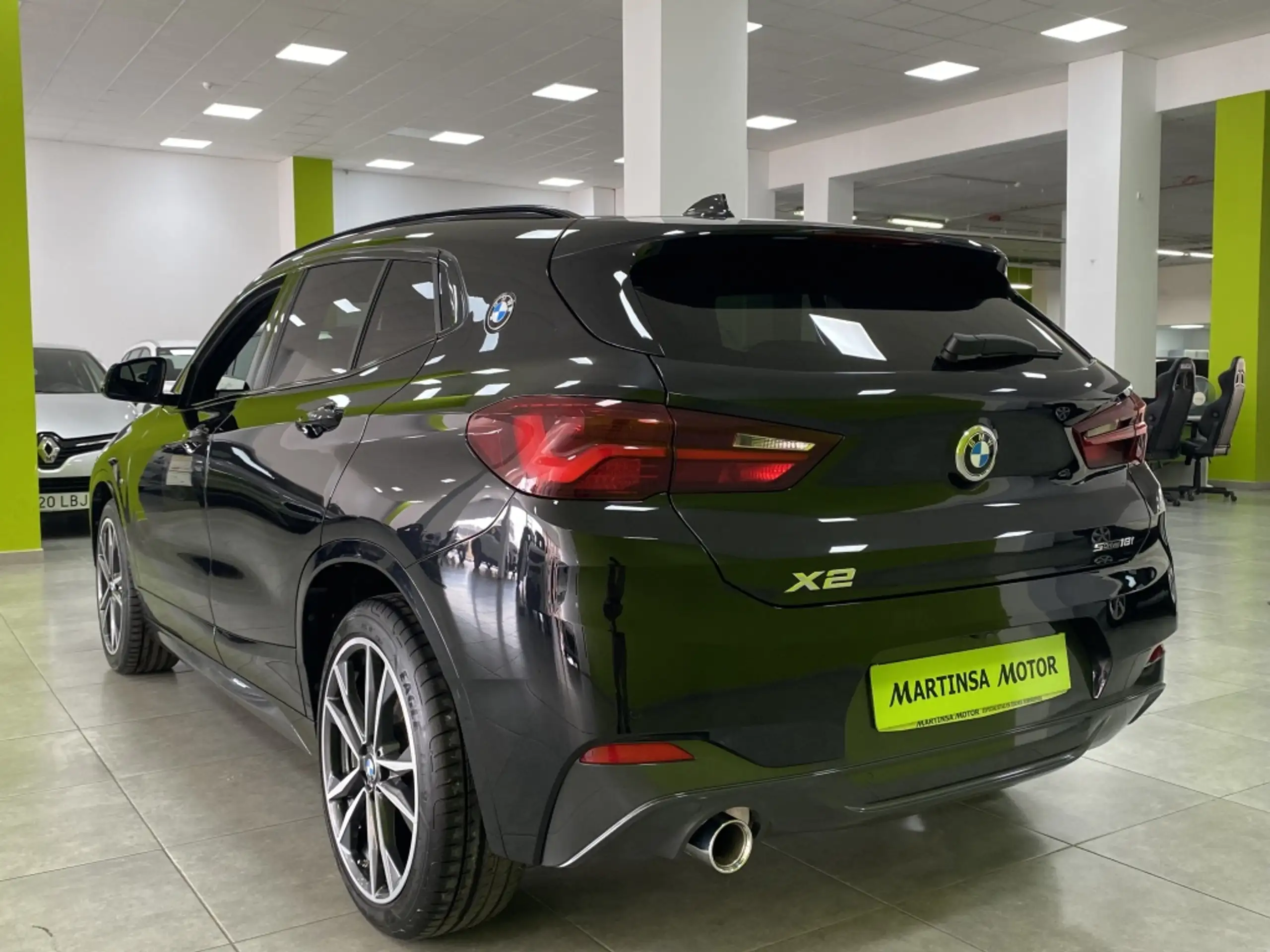 BMW - X2