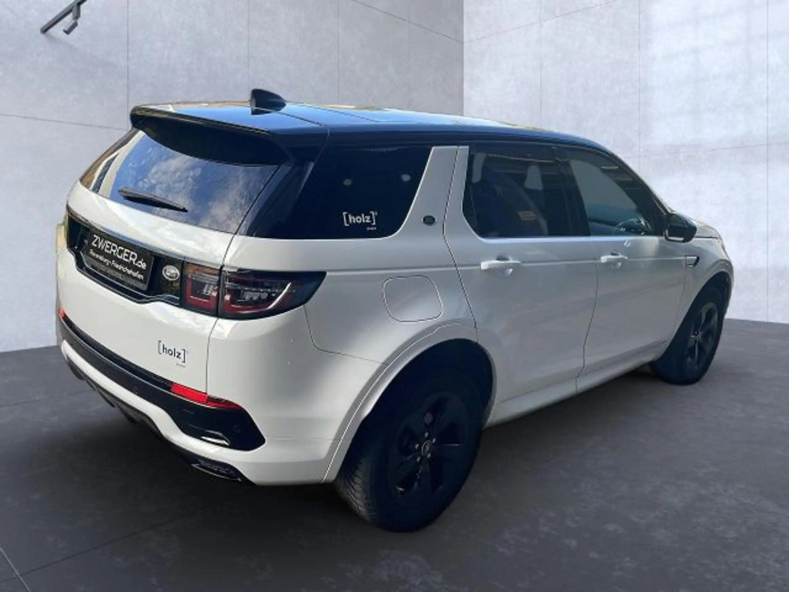 Land Rover - Discovery