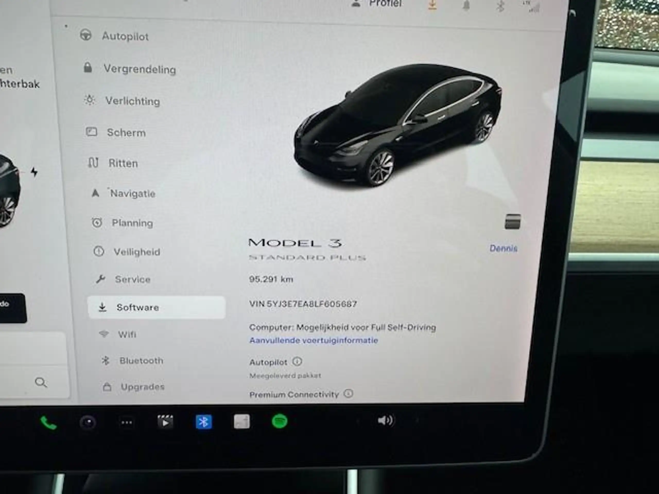 Tesla - Model 3