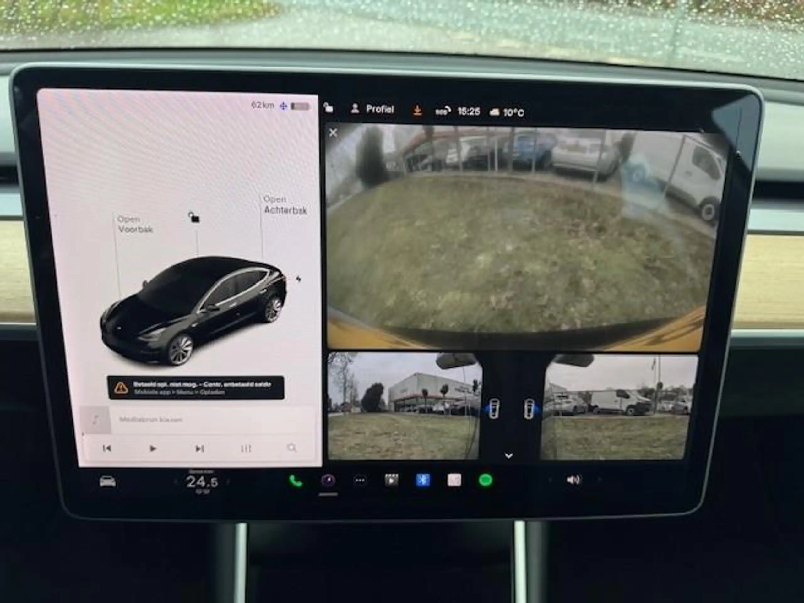 Tesla - Model 3