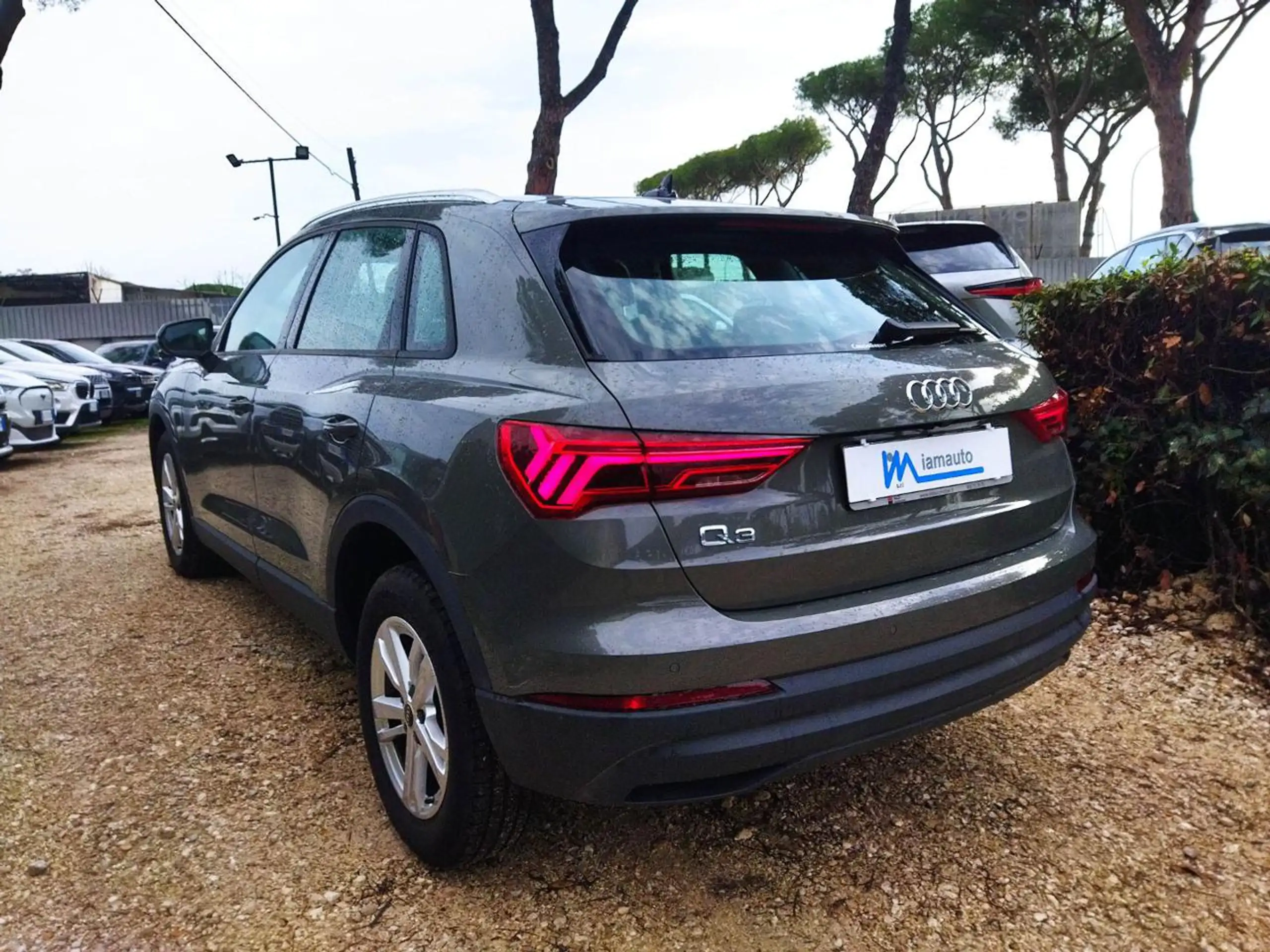 Audi - Q3