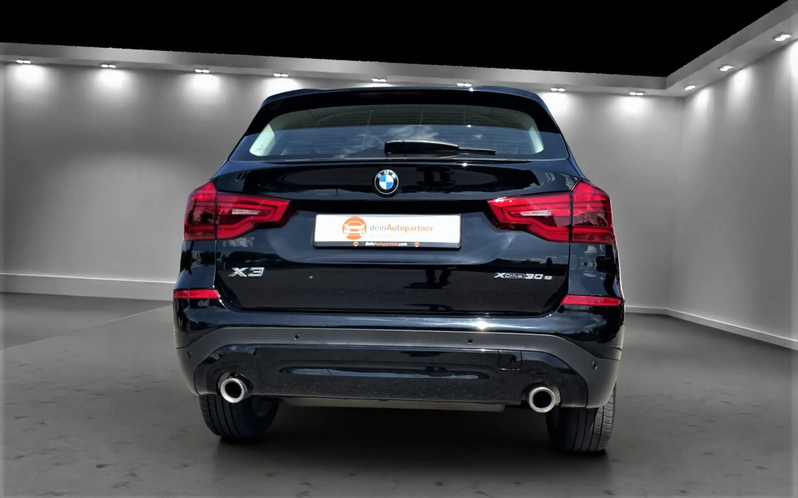 BMW - X3