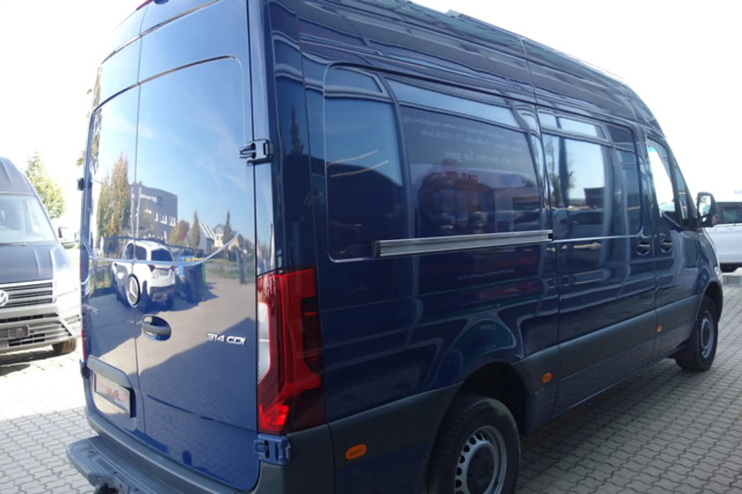 Mercedes-Benz - Sprinter