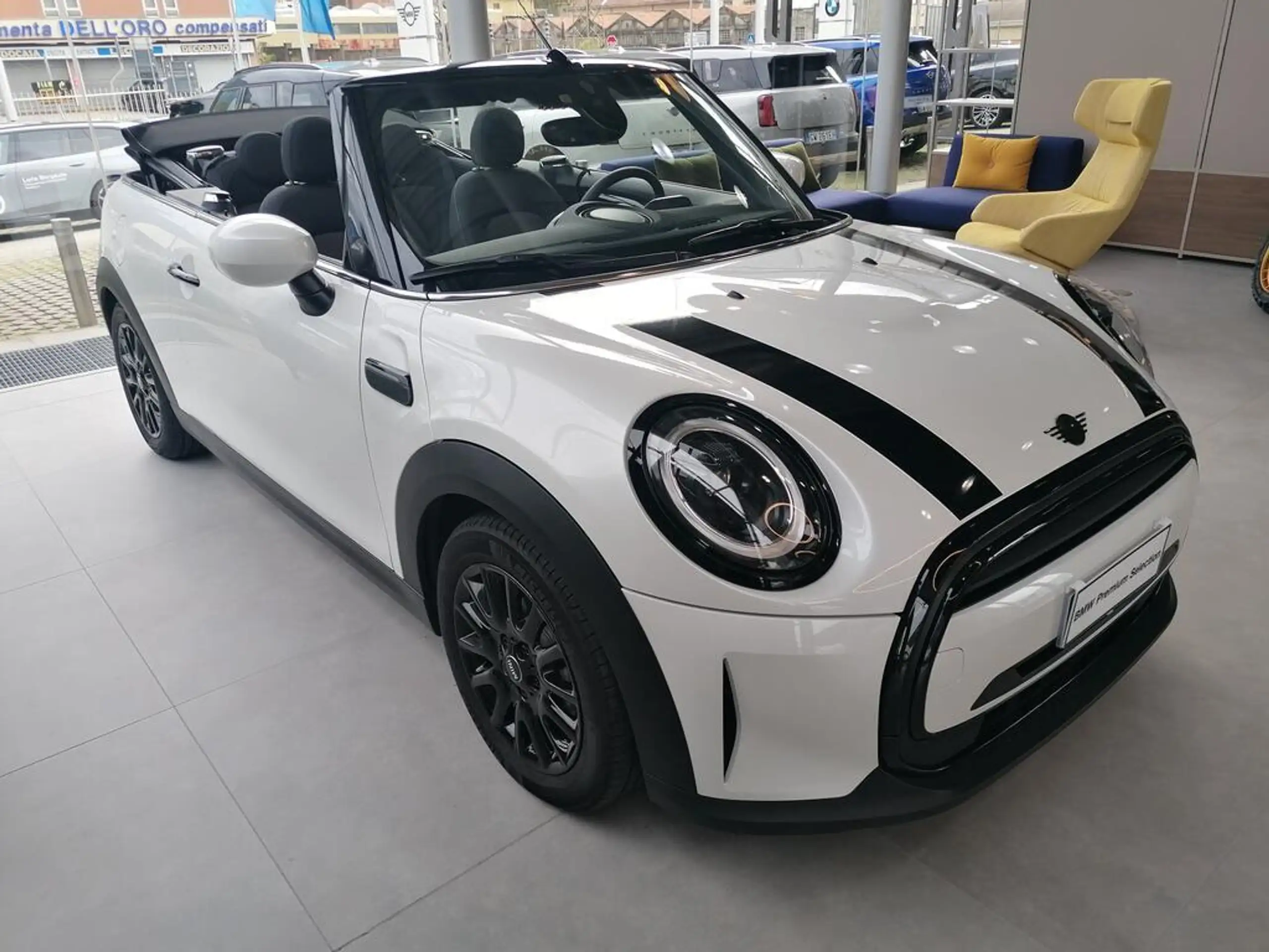 MINI - Cooper Cabrio