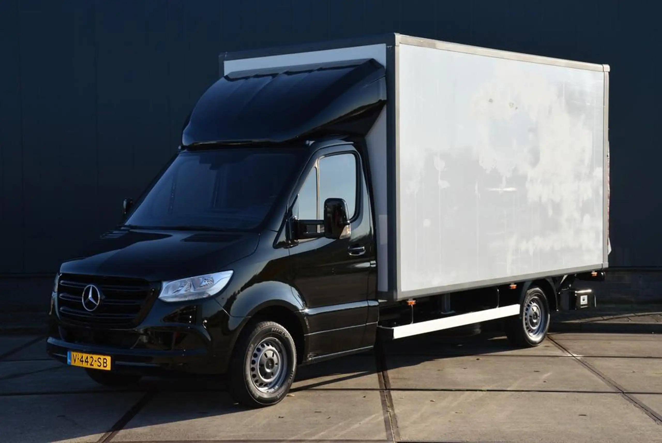 Mercedes-Benz - Sprinter