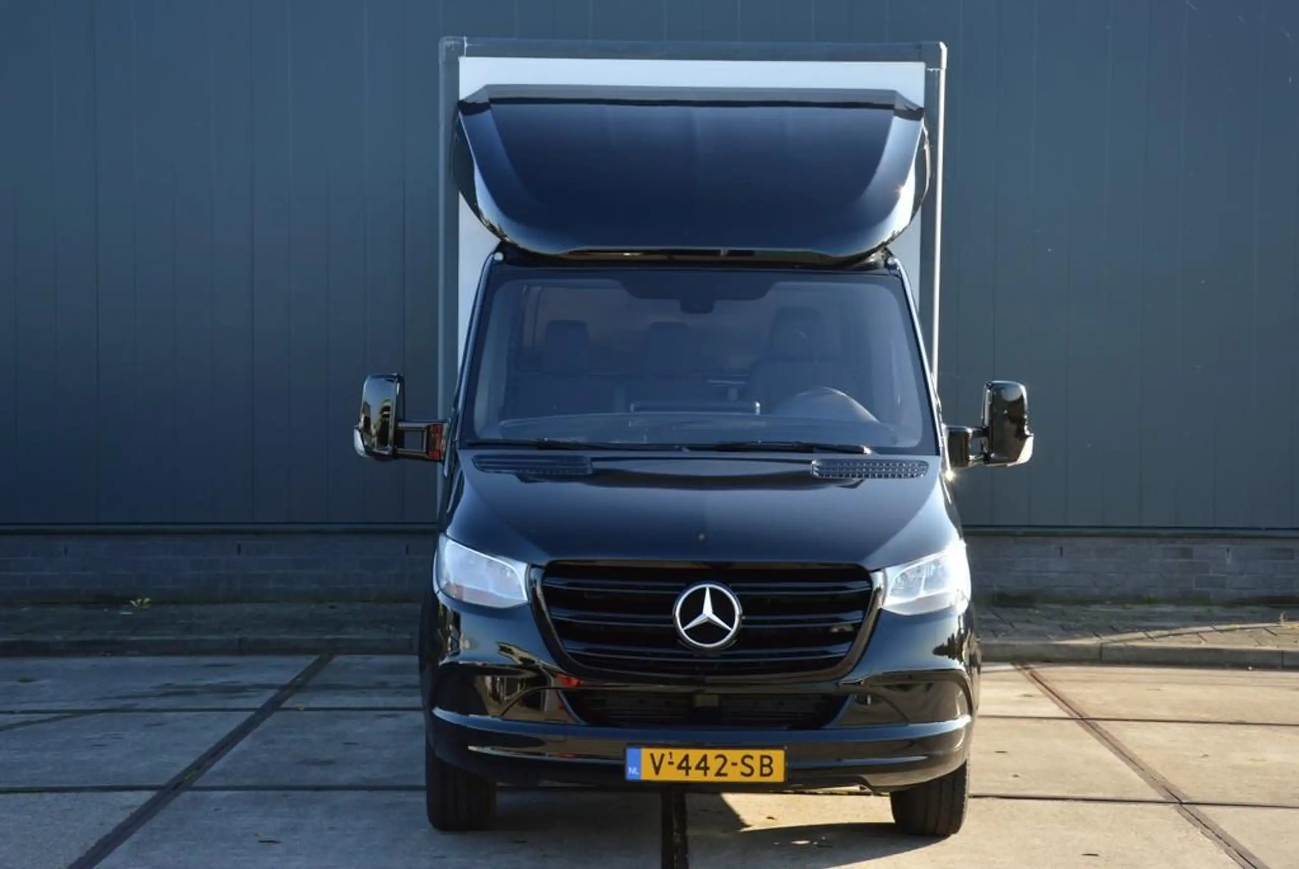 Mercedes-Benz - Sprinter