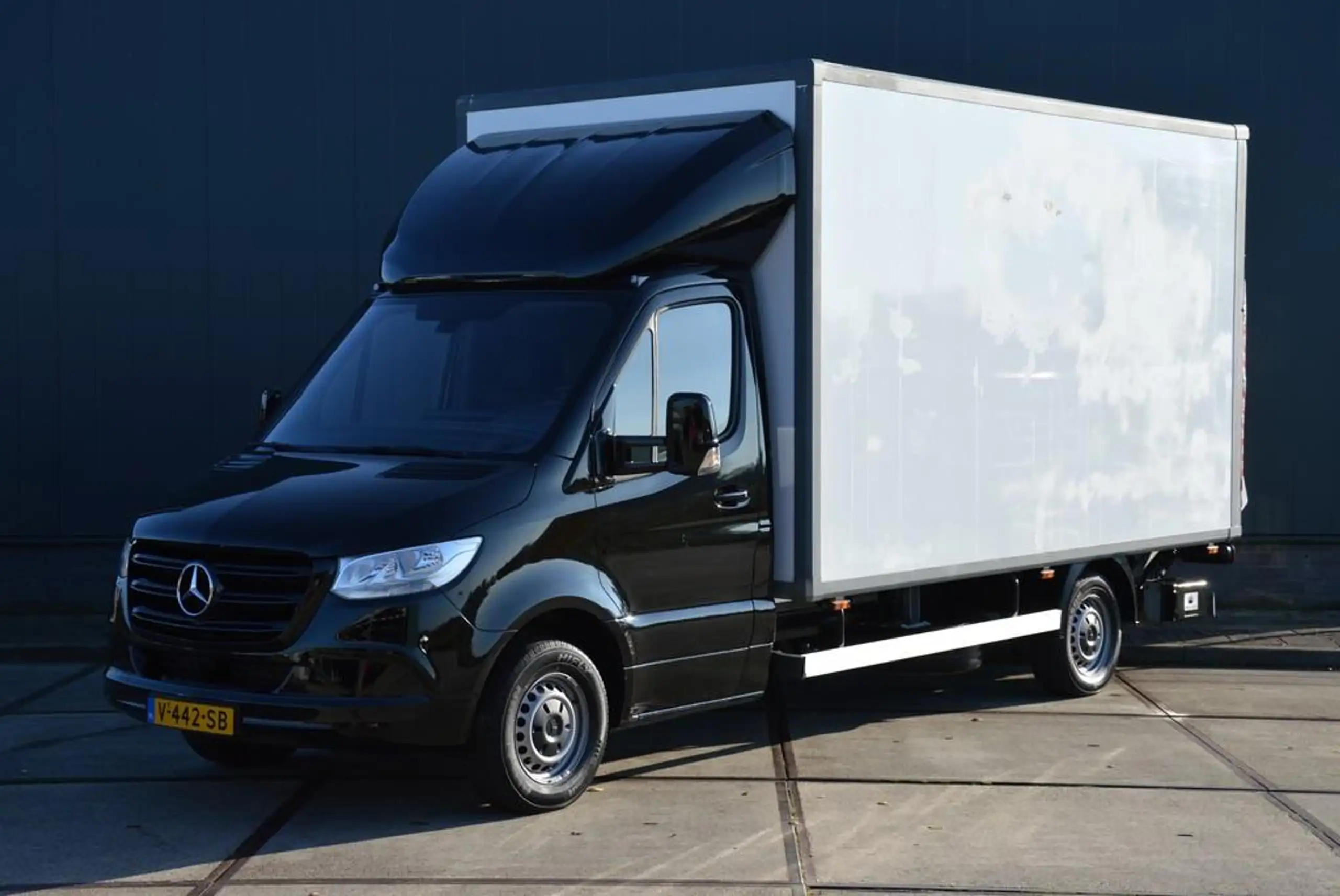 Mercedes-Benz - Sprinter