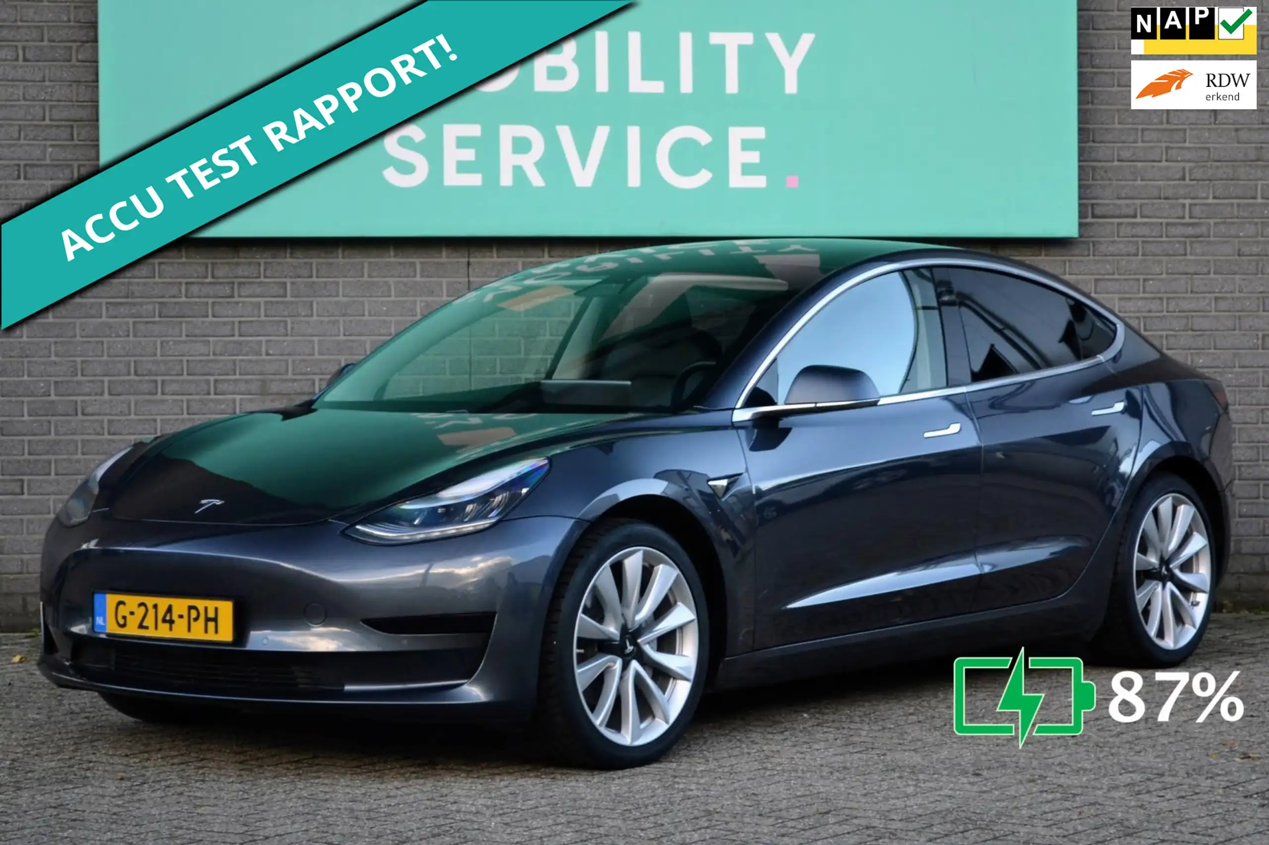 Tesla - Model 3