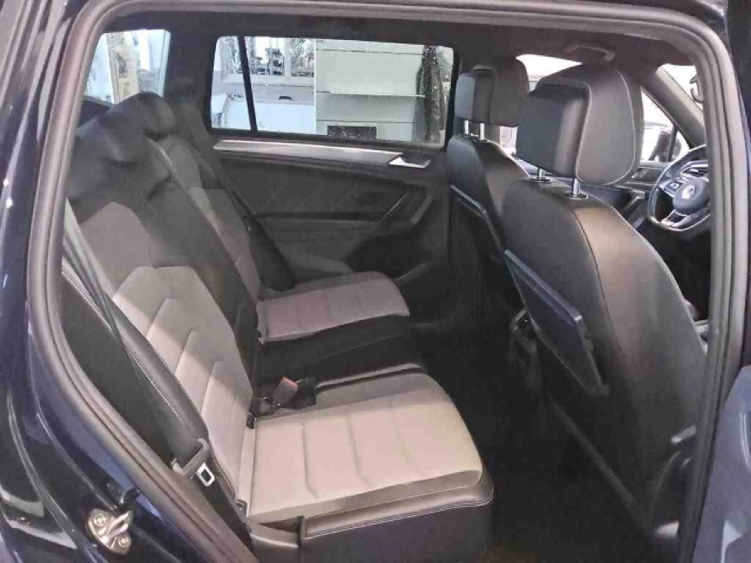 Volkswagen - Tiguan Allspace