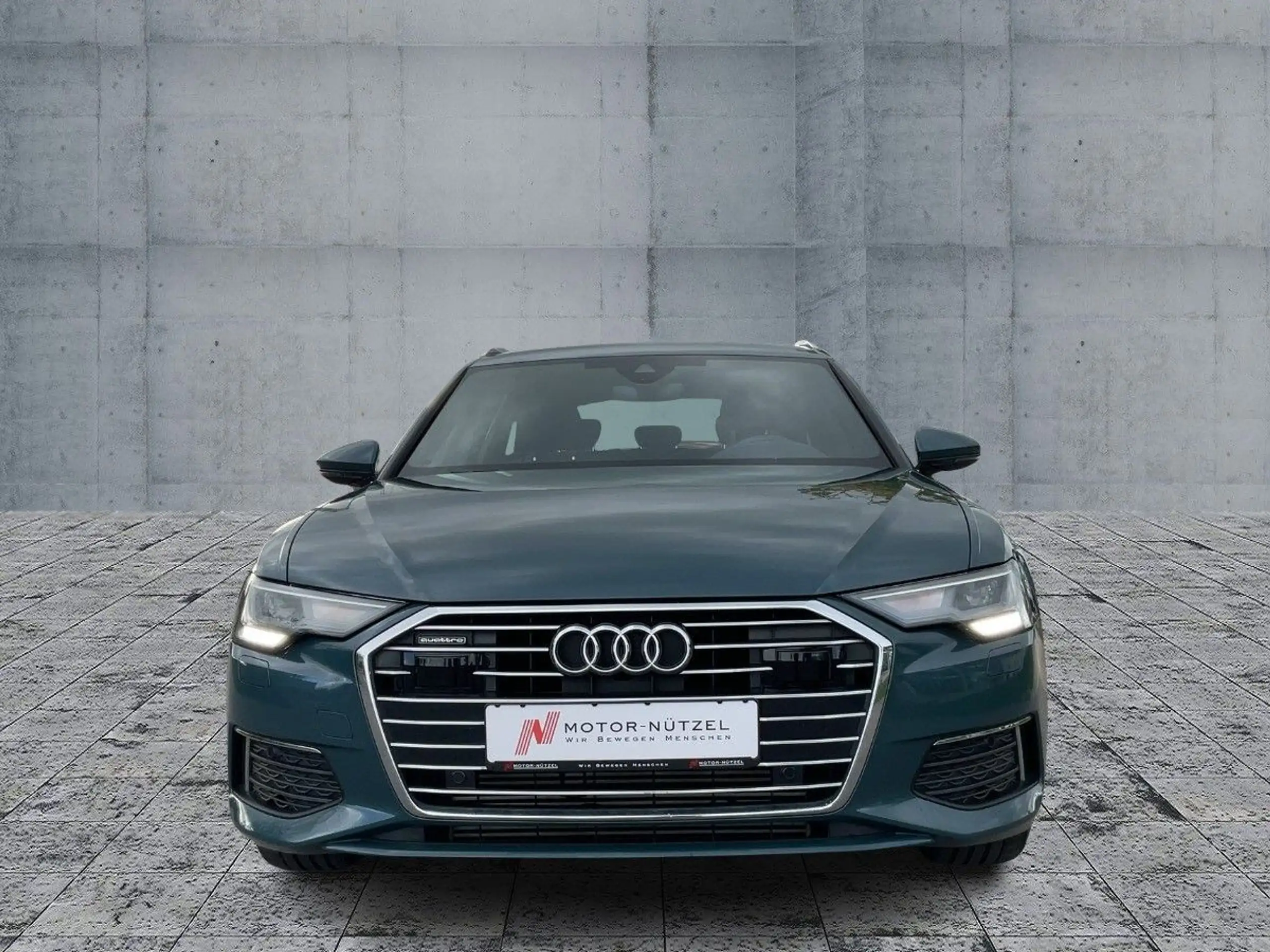 Audi - A6