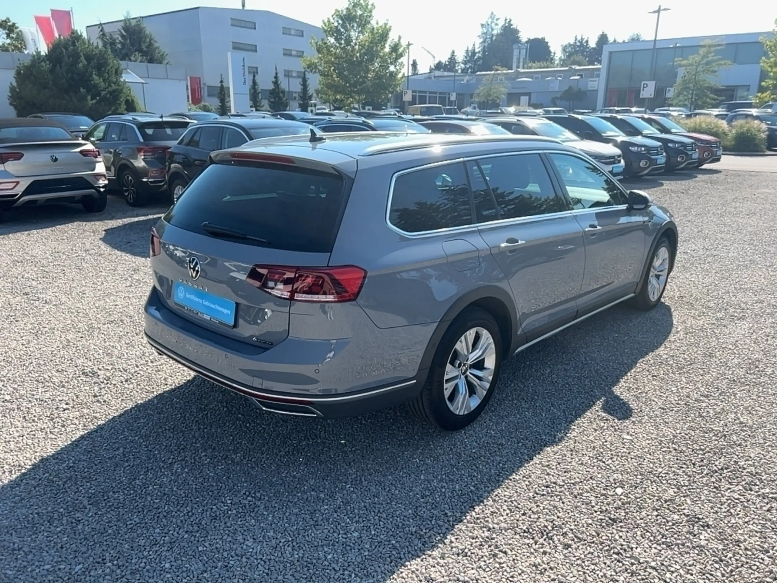 Volkswagen - Passat Alltrack