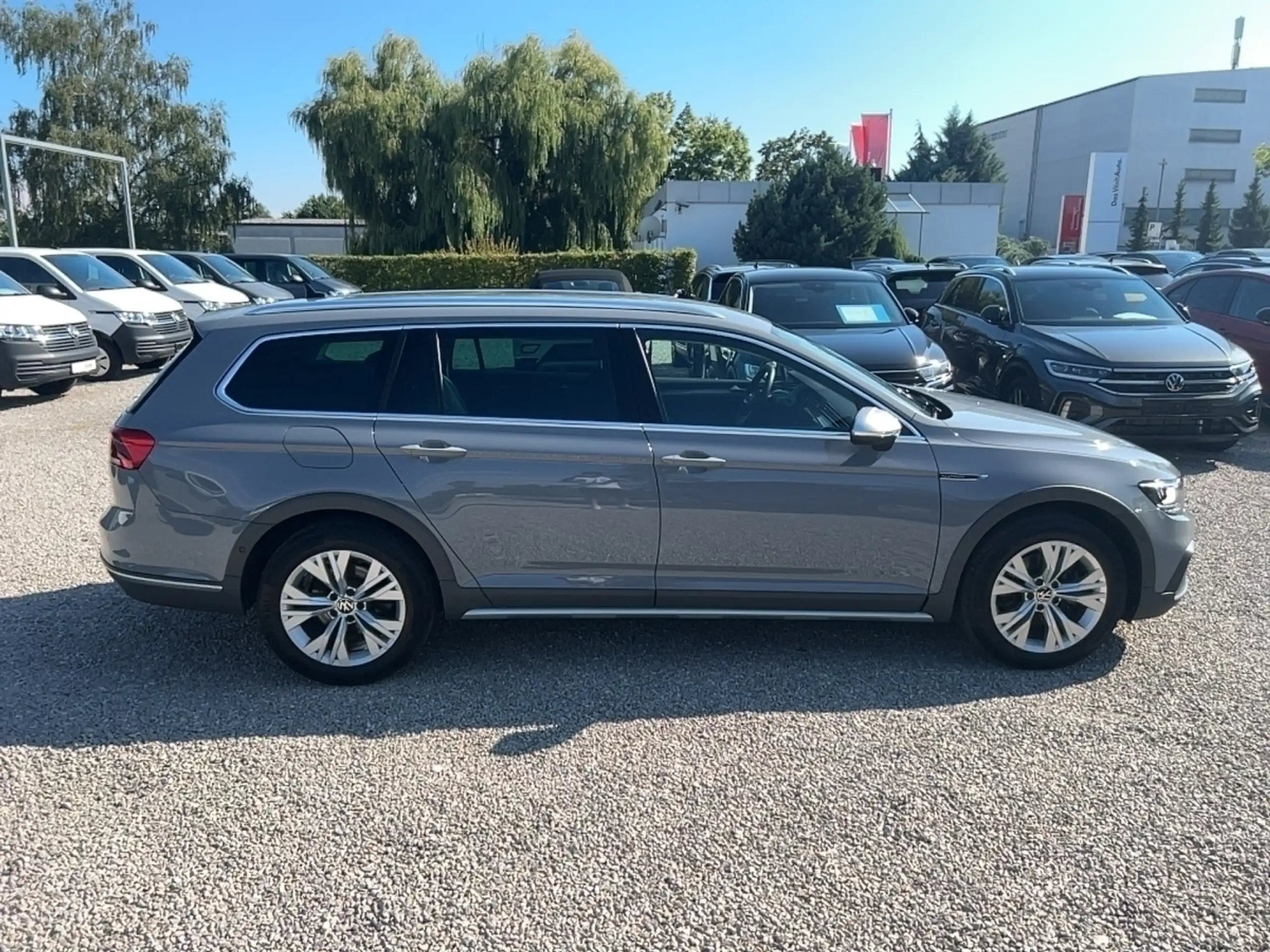 Volkswagen - Passat Alltrack