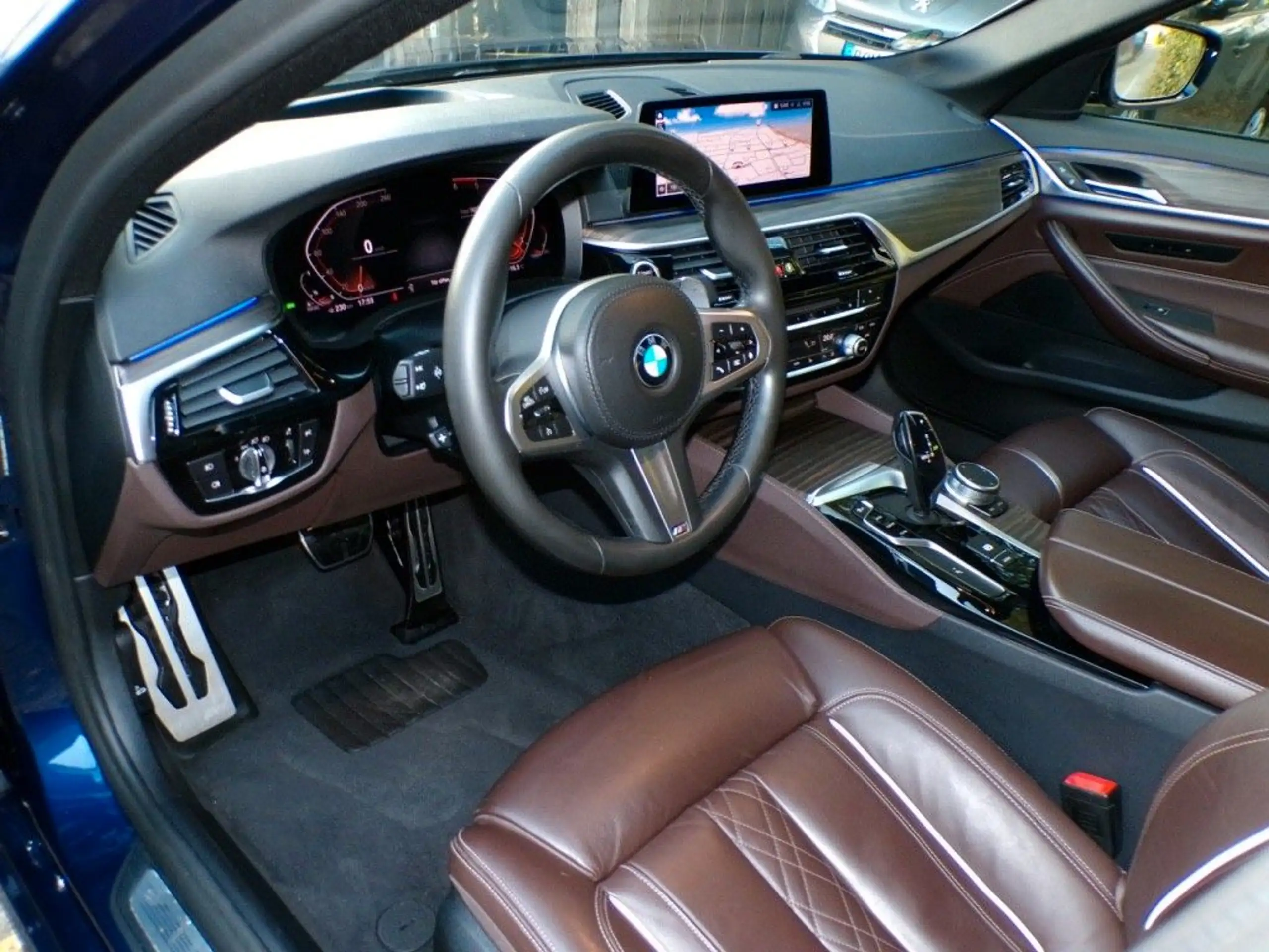 BMW - 540