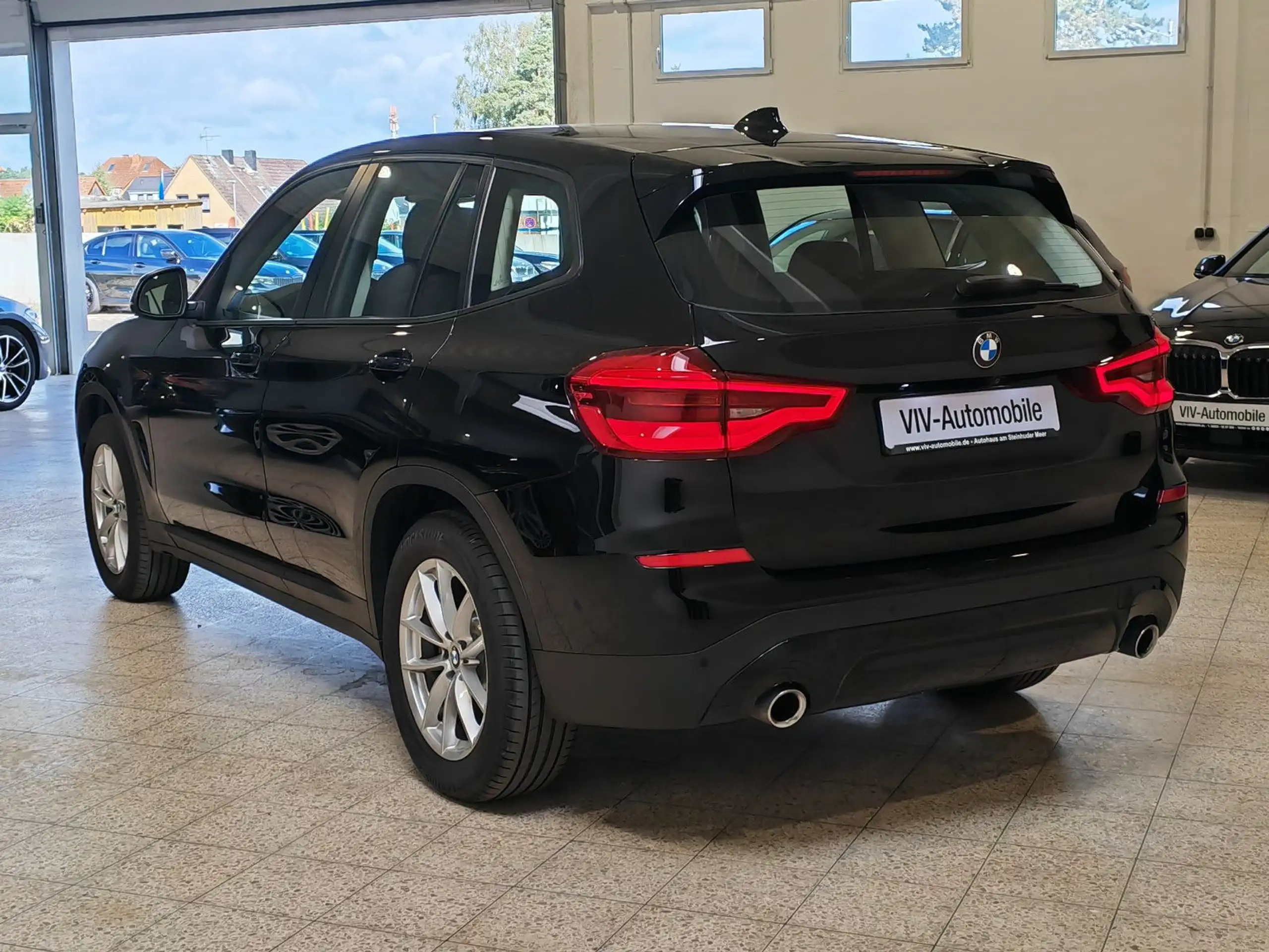 BMW - X3