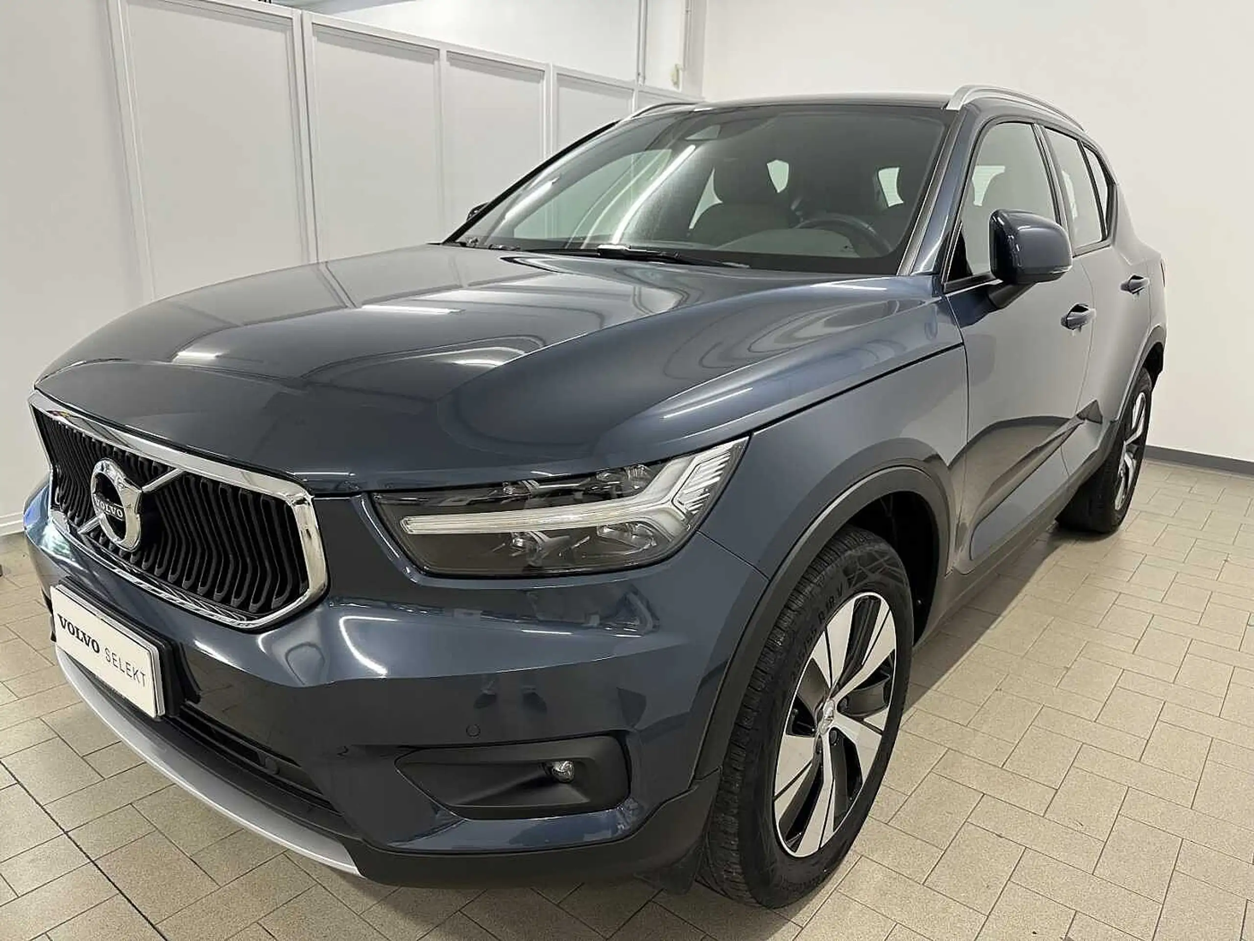 Volvo - XC40