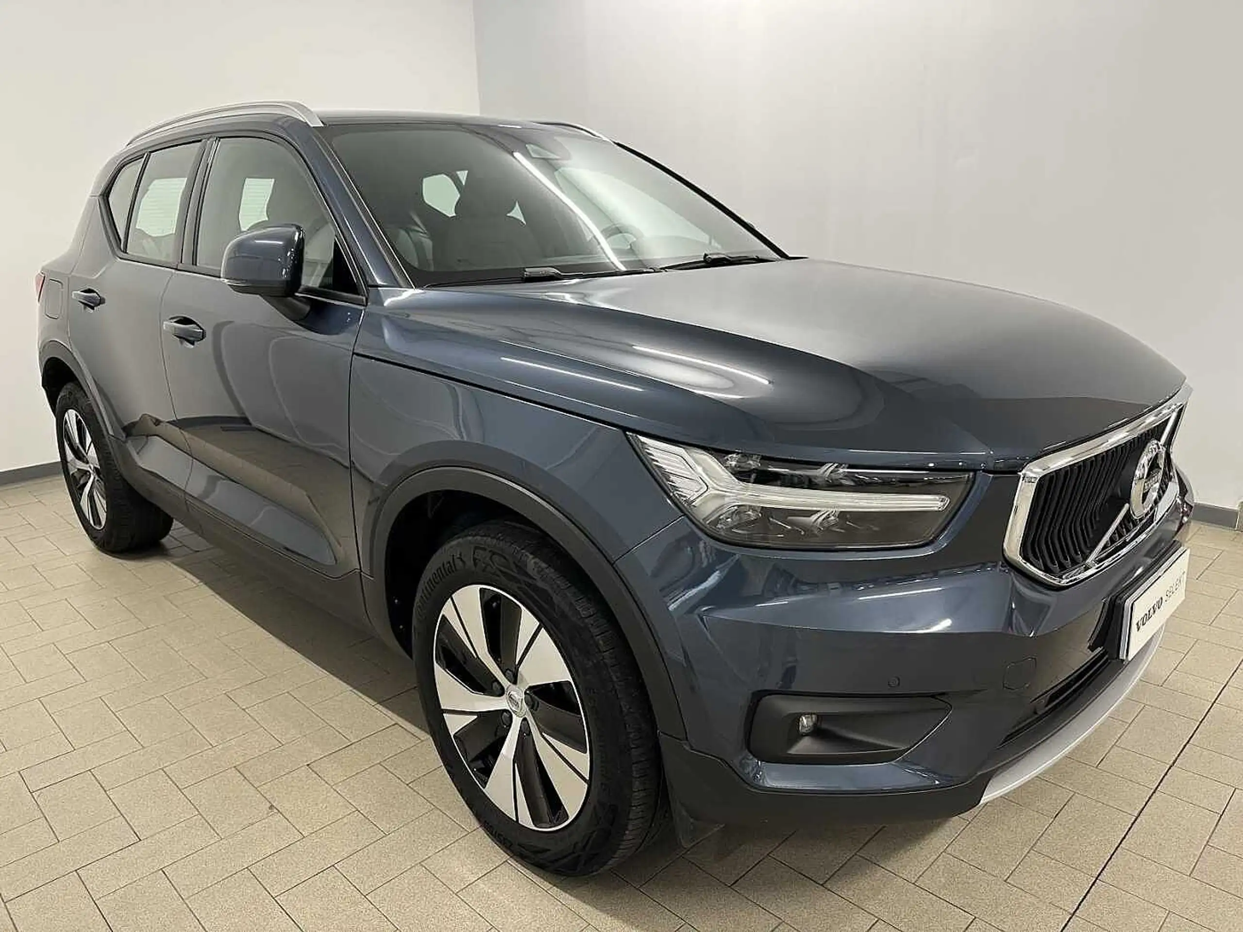 Volvo - XC40