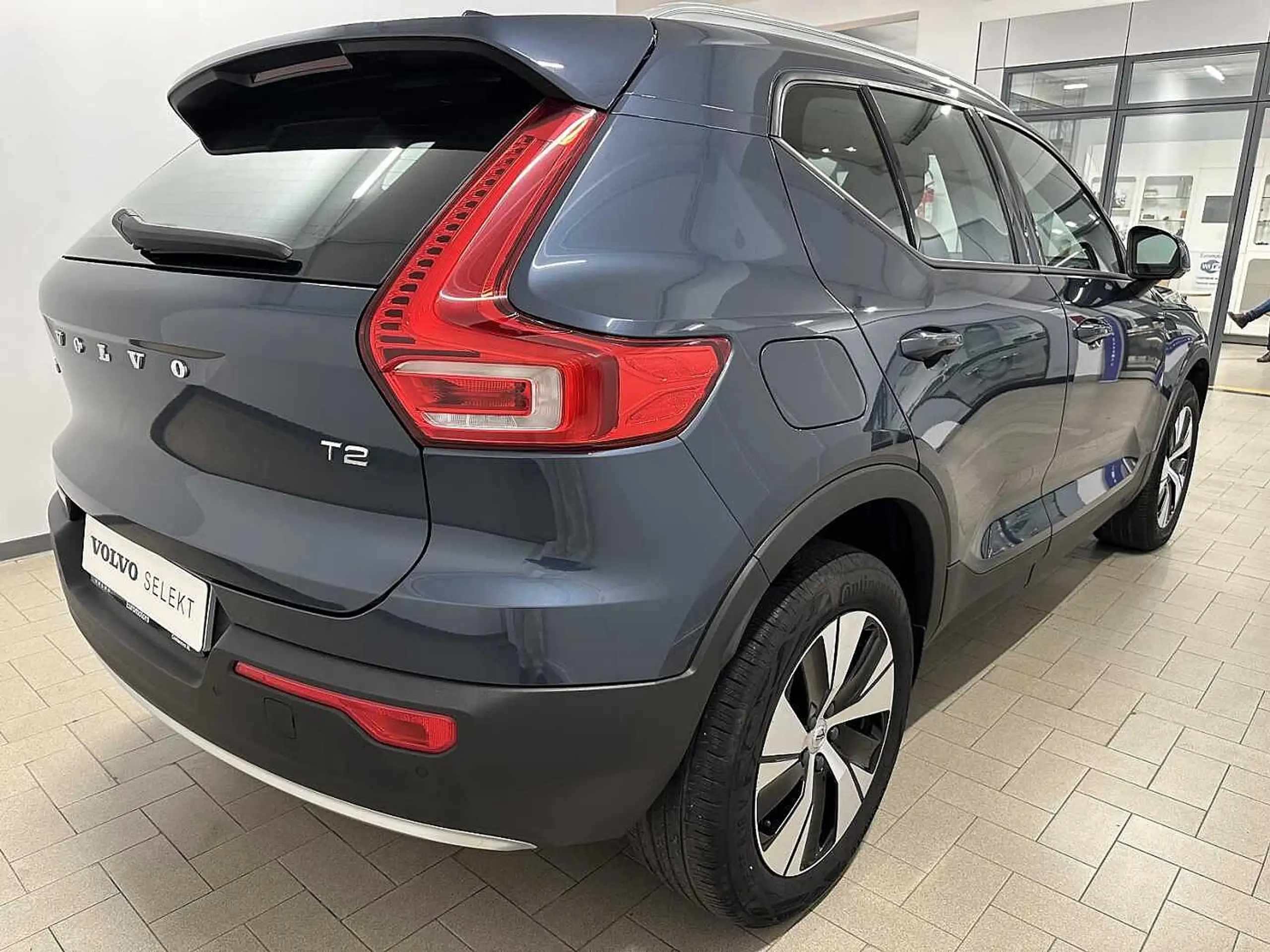 Volvo - XC40