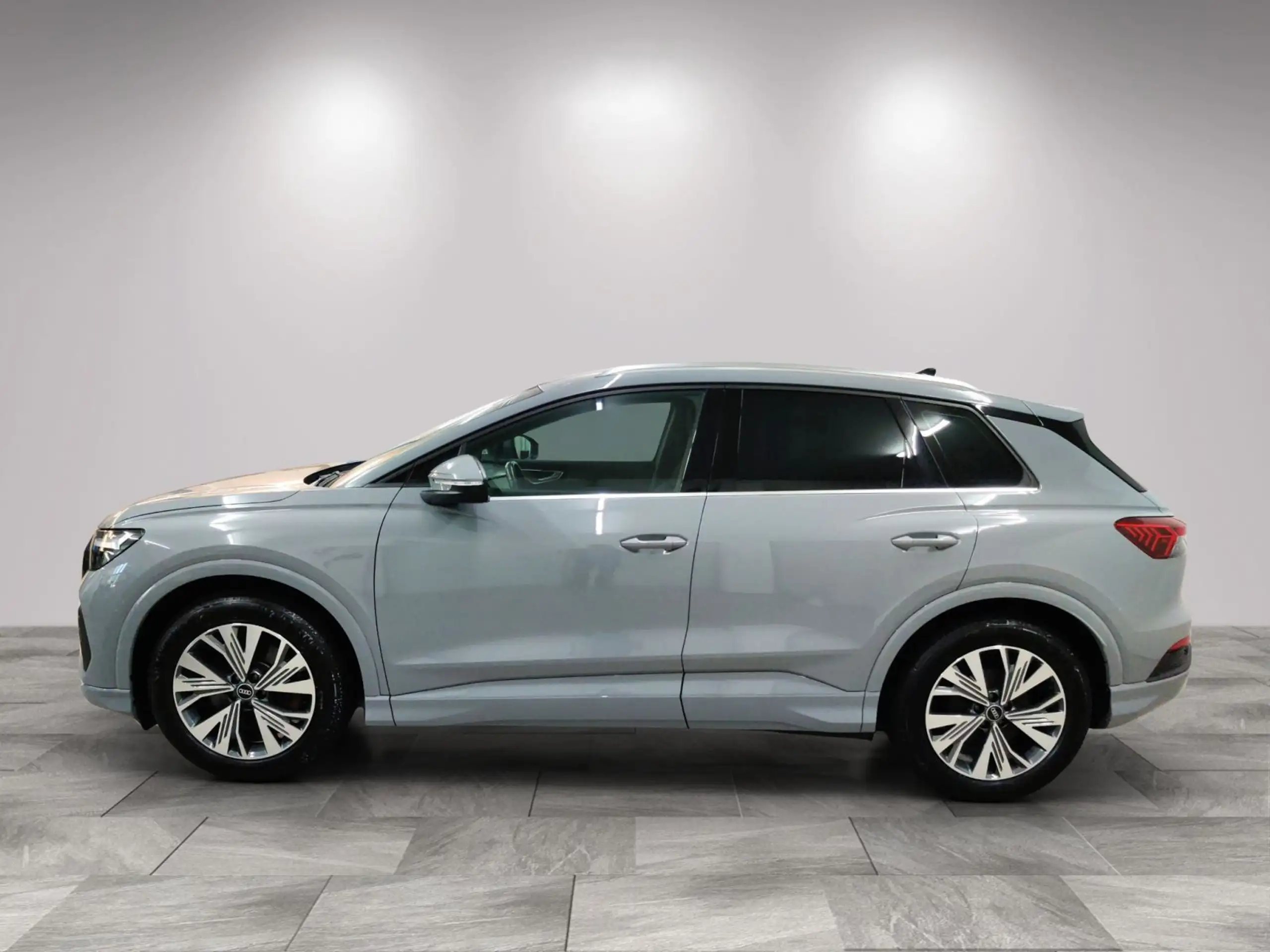 Audi - Q4 e-tron