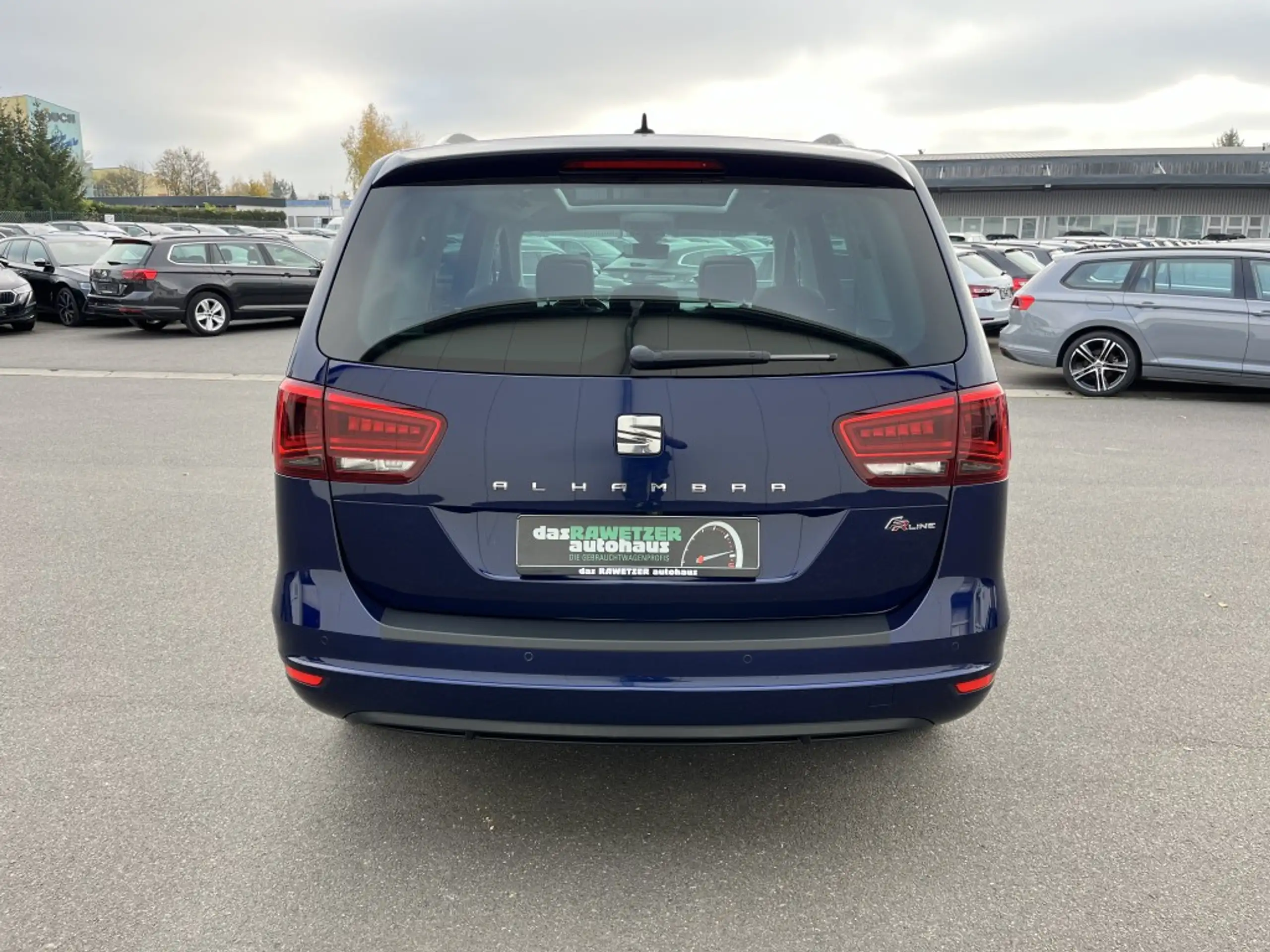 SEAT - Alhambra