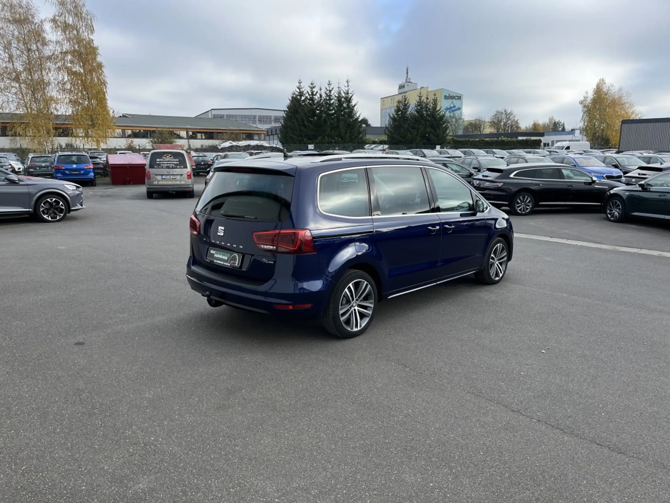 SEAT - Alhambra