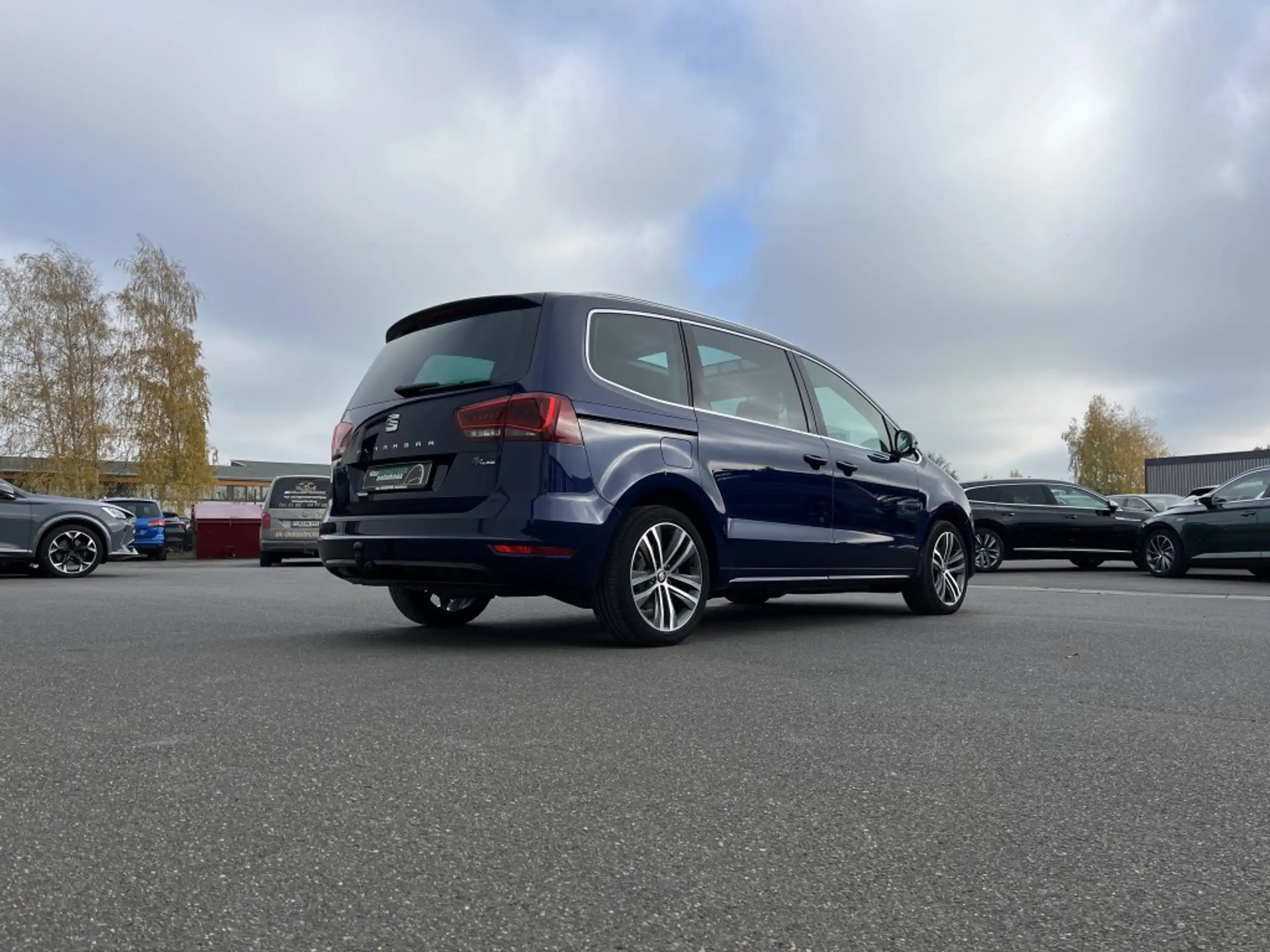 SEAT - Alhambra