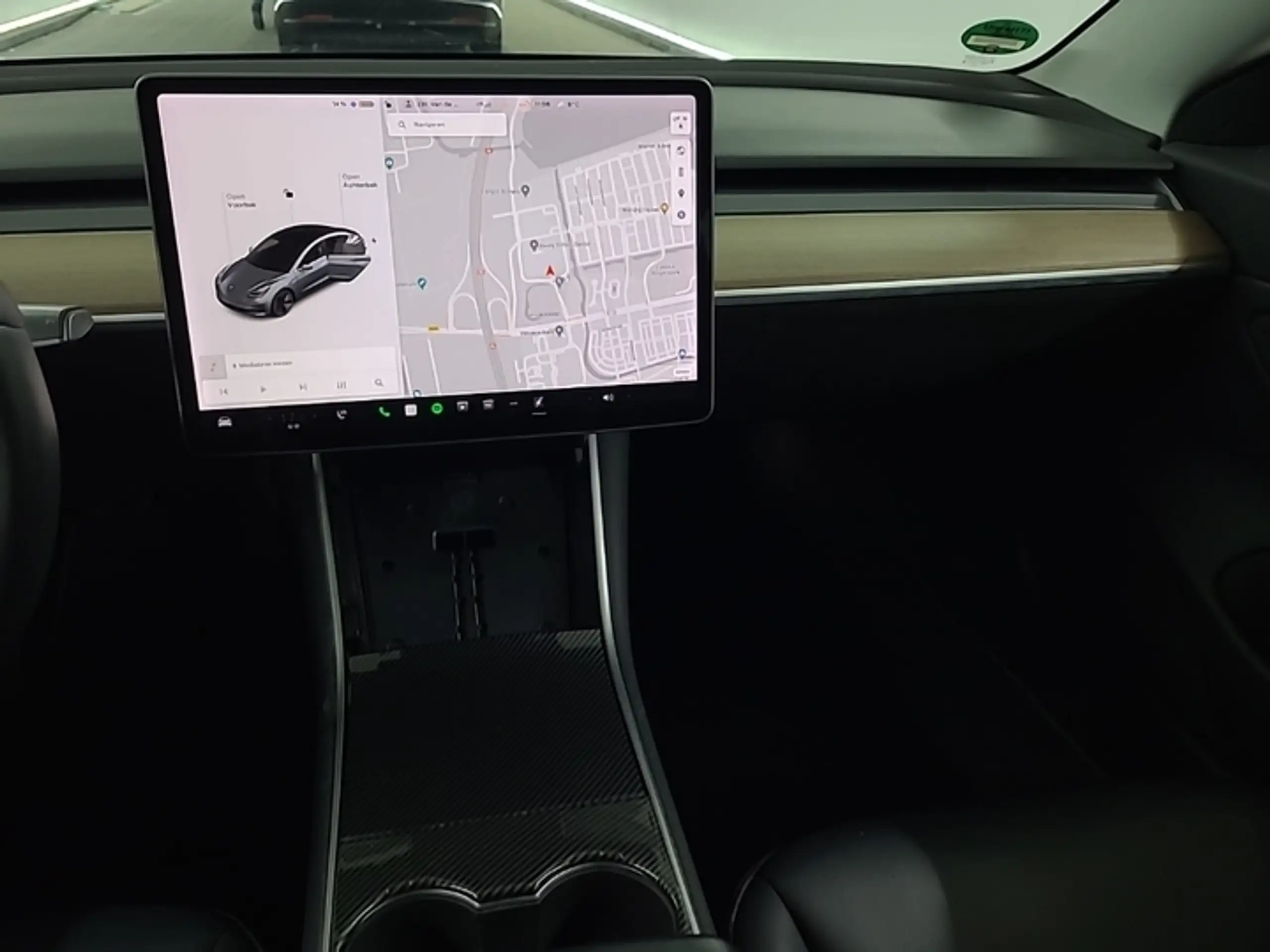 Tesla - Model 3