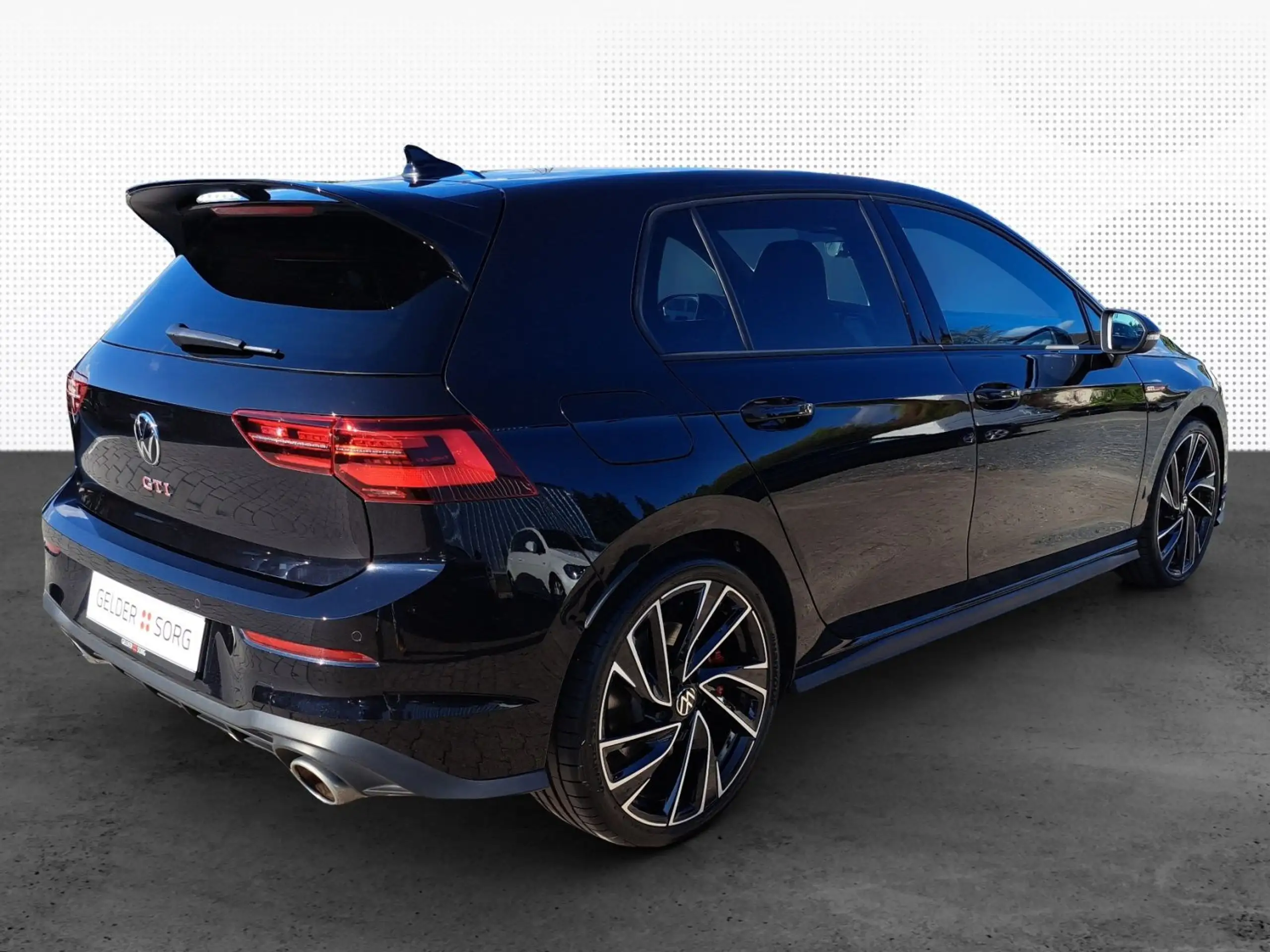 Volkswagen - Golf GTI