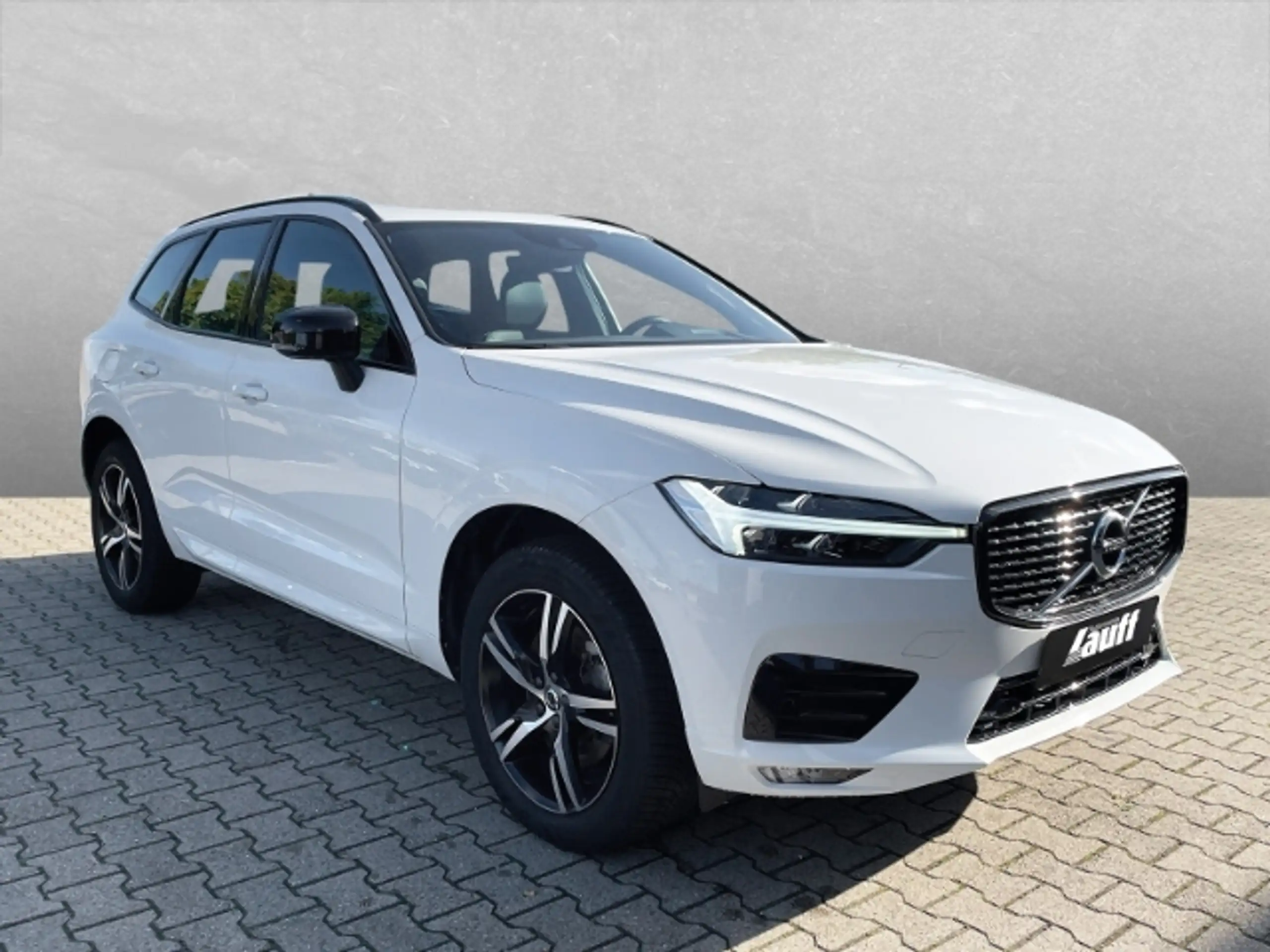 Volvo - XC60