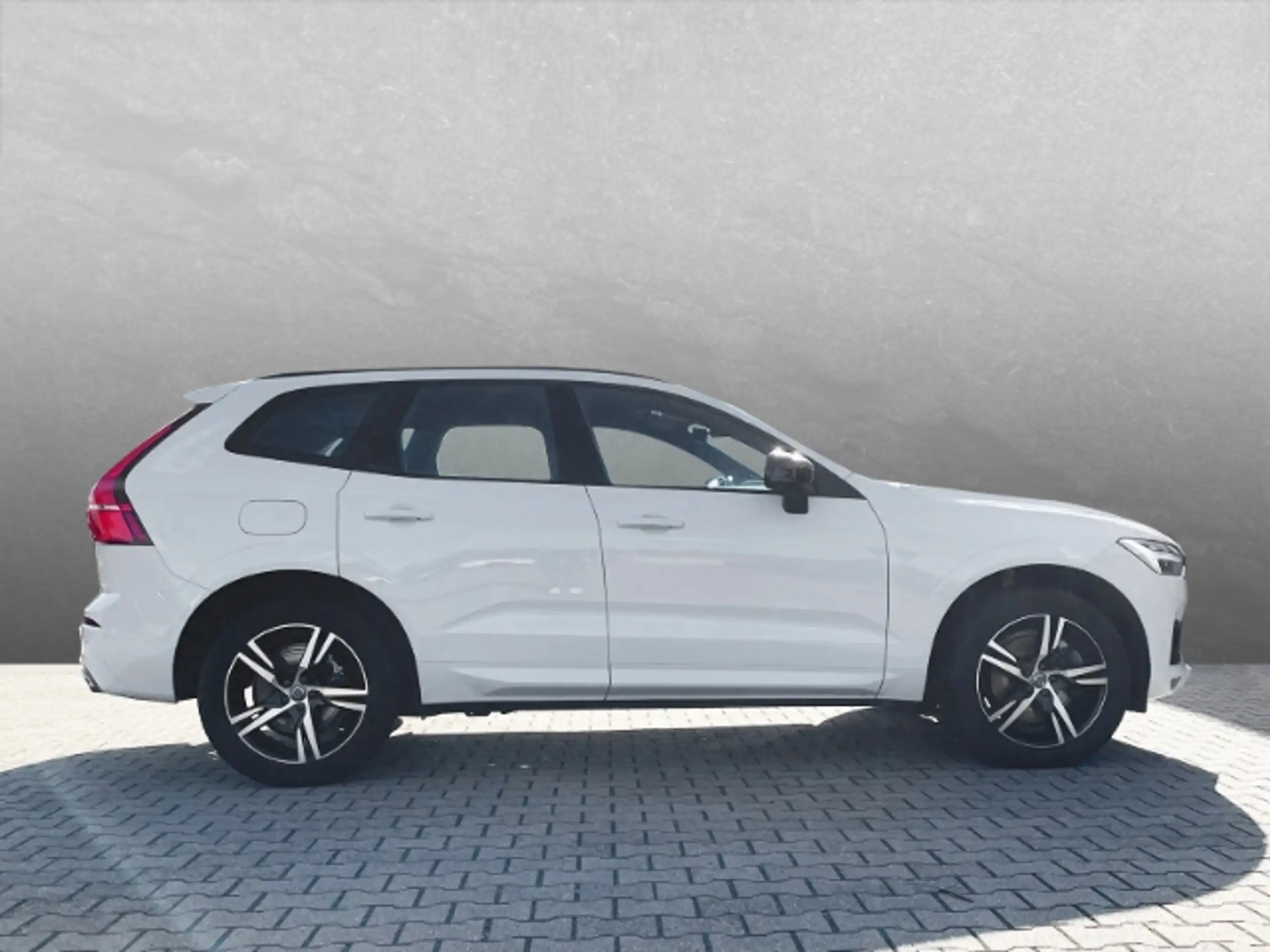 Volvo - XC60