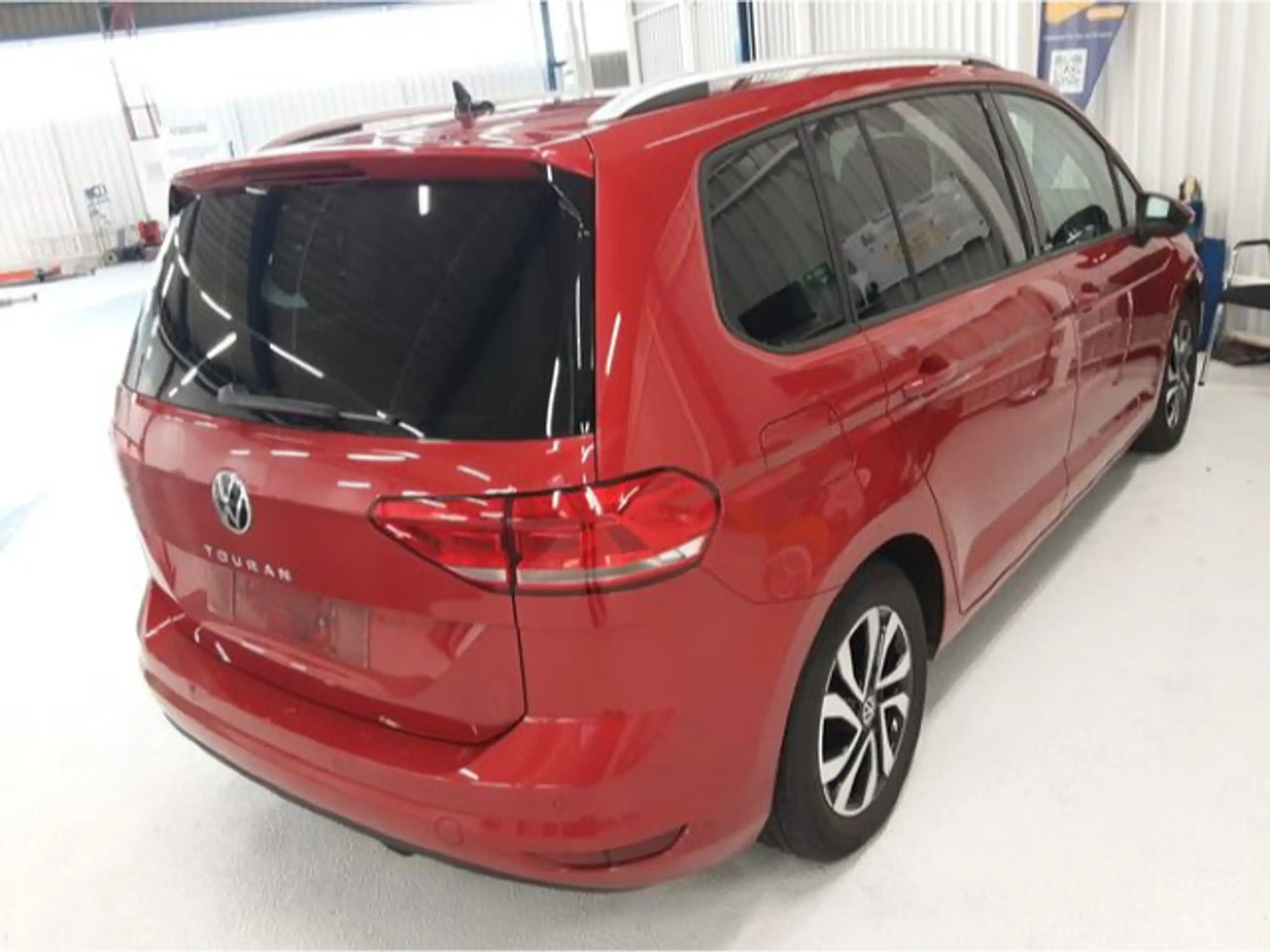 Volkswagen - Touran