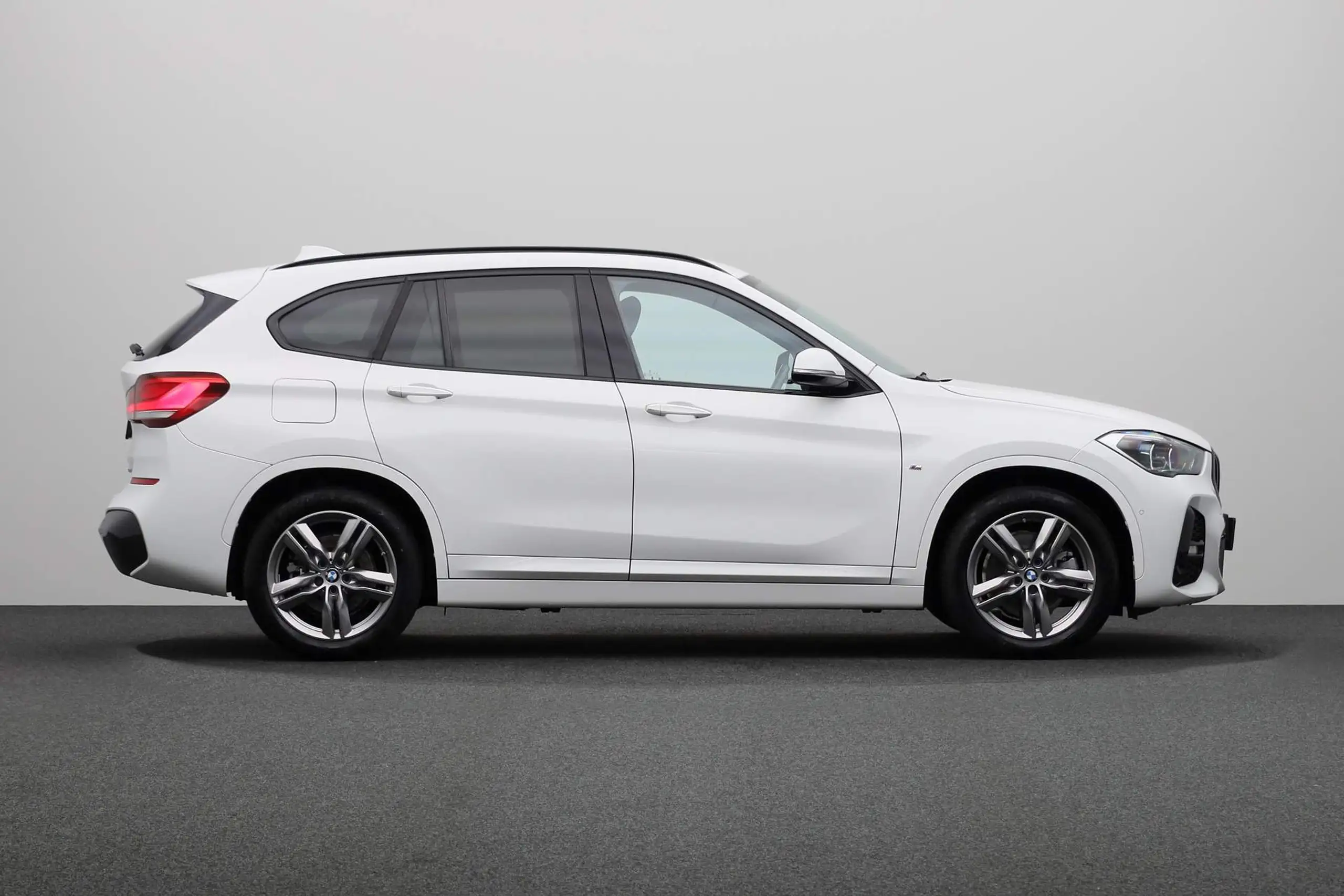 BMW - X1