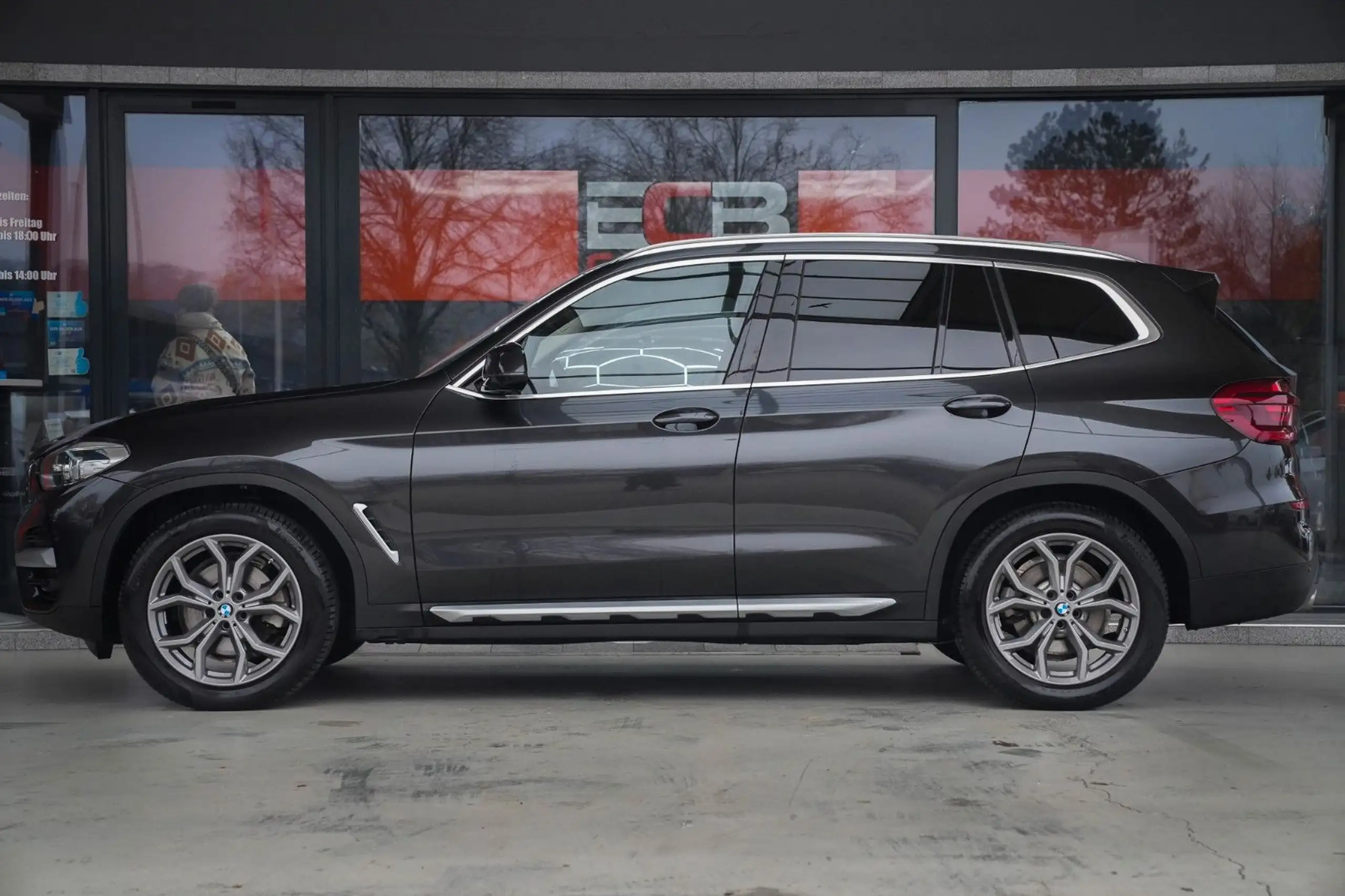 BMW - X3