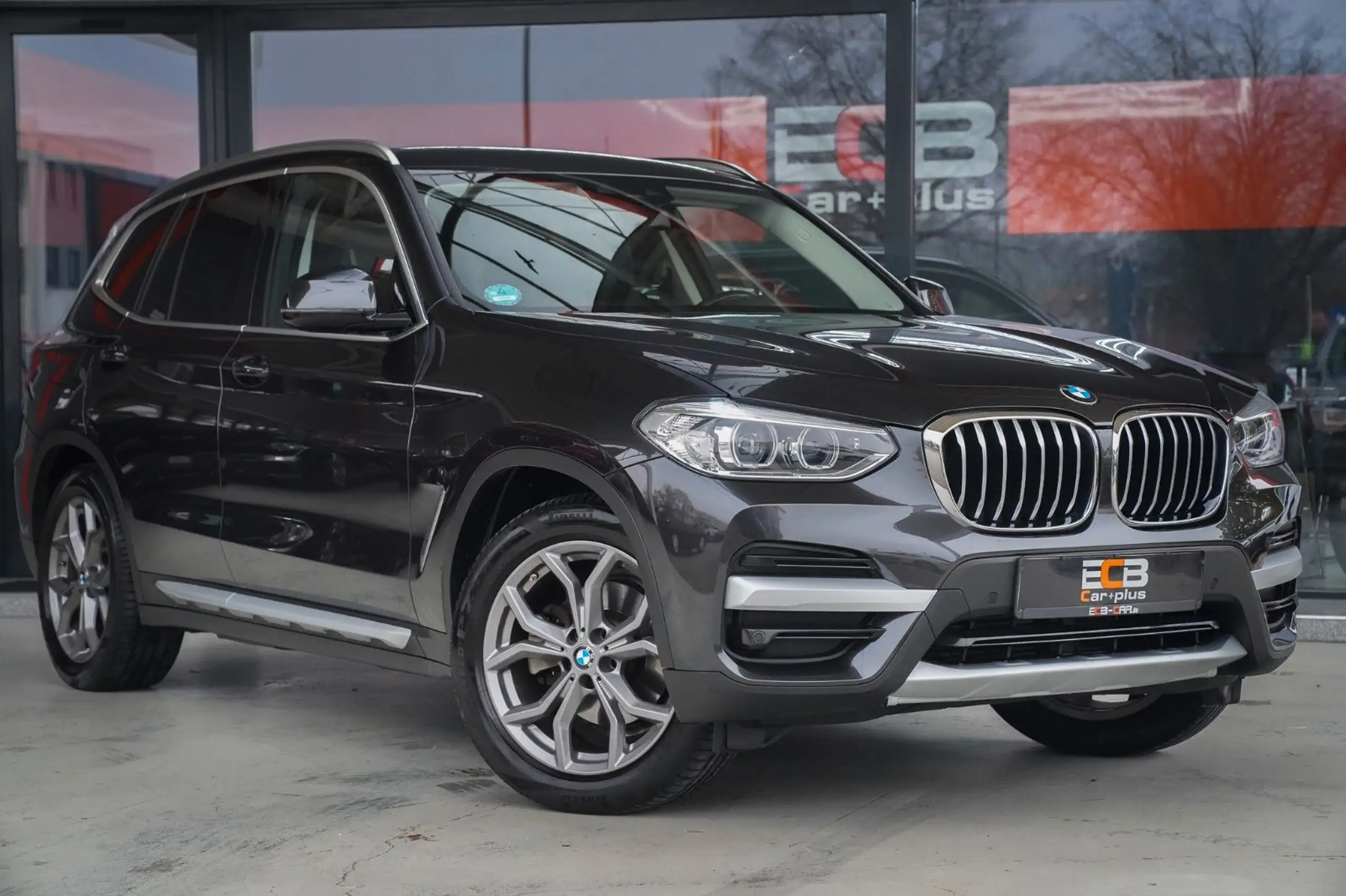 BMW - X3