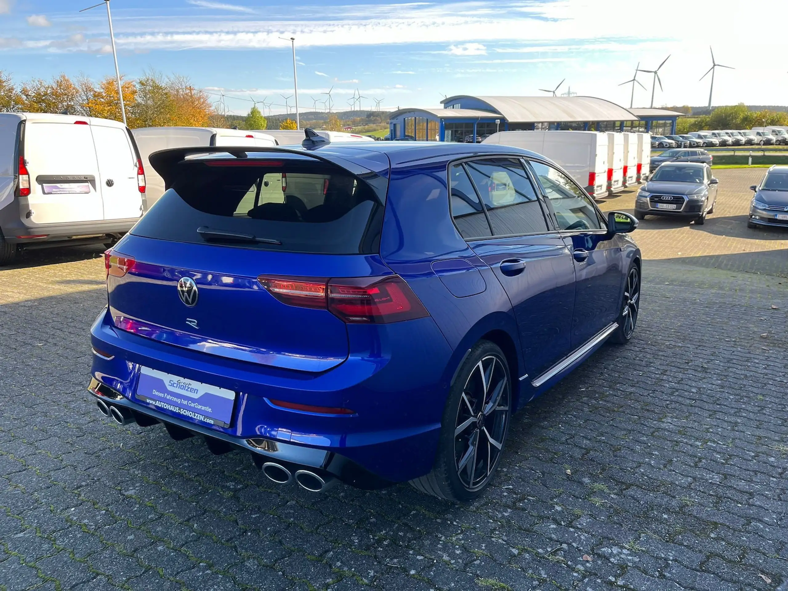 Volkswagen - Golf