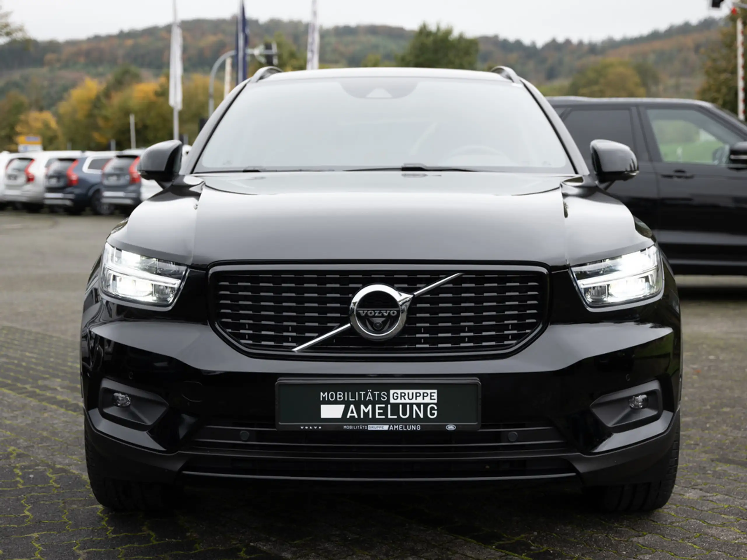 Volvo - XC40